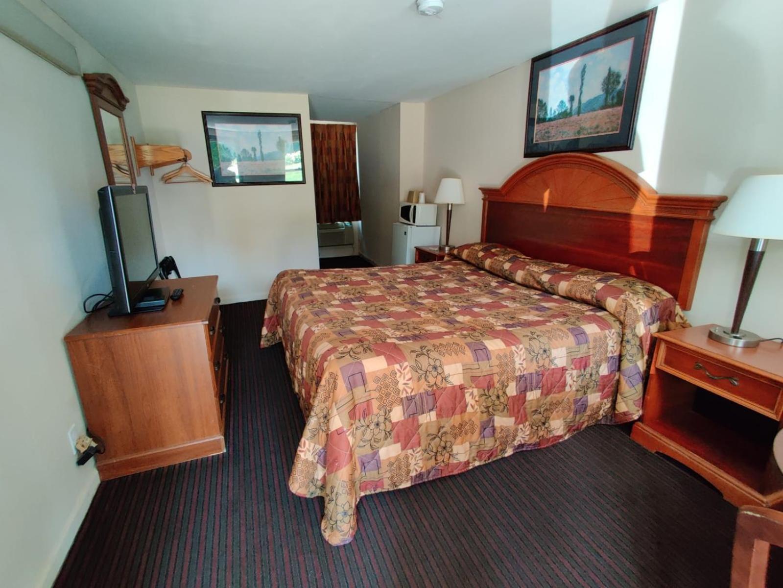 Pennswoods Inn photo 57