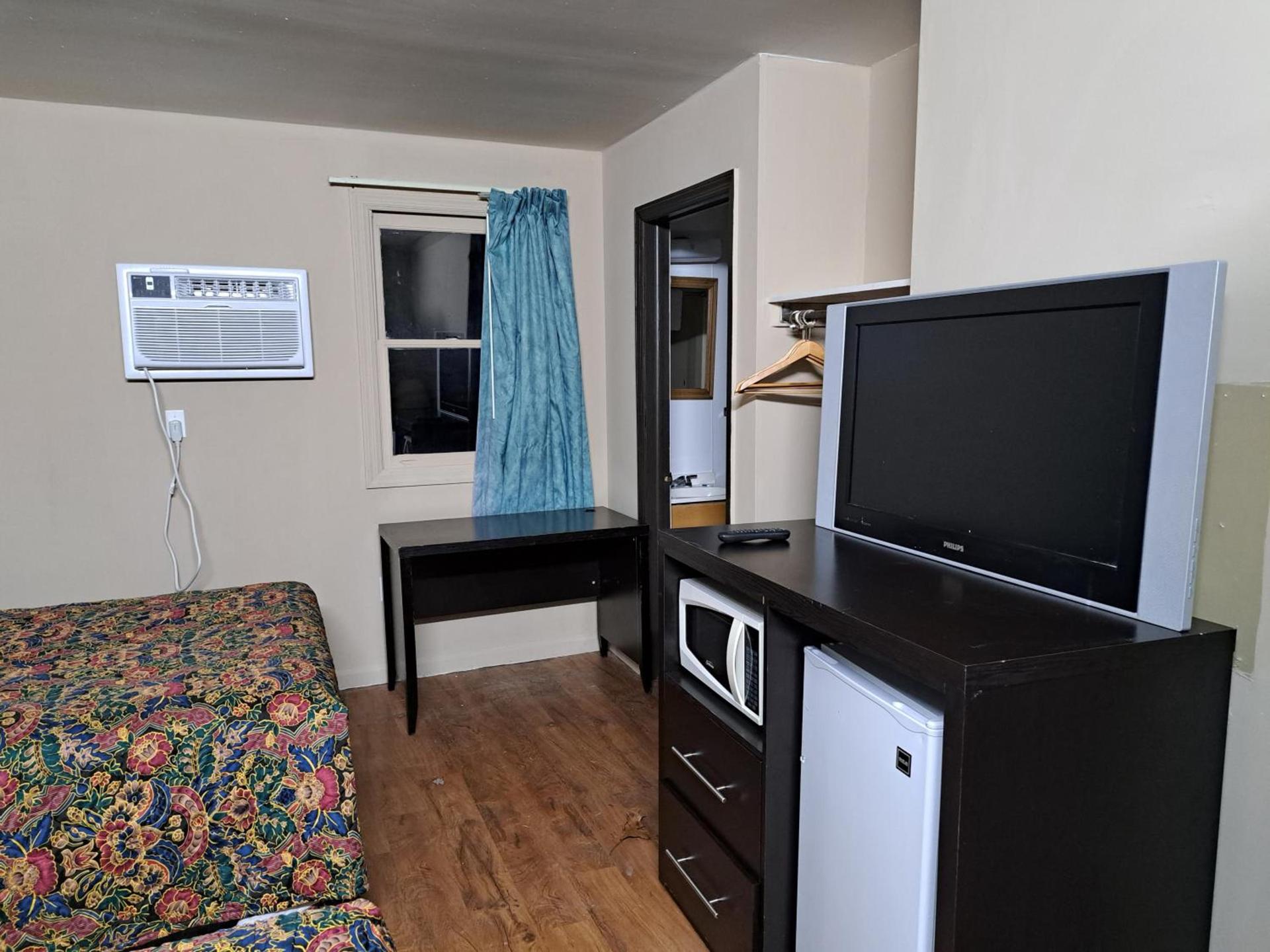 Pennswoods Inn photo 62