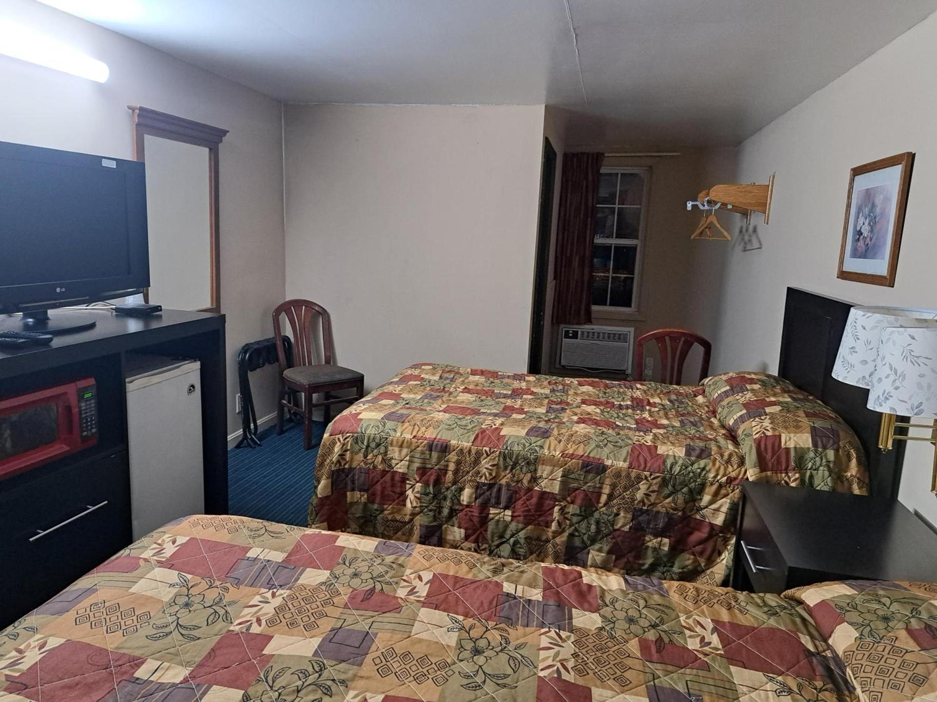 Pennswoods Inn photo 55