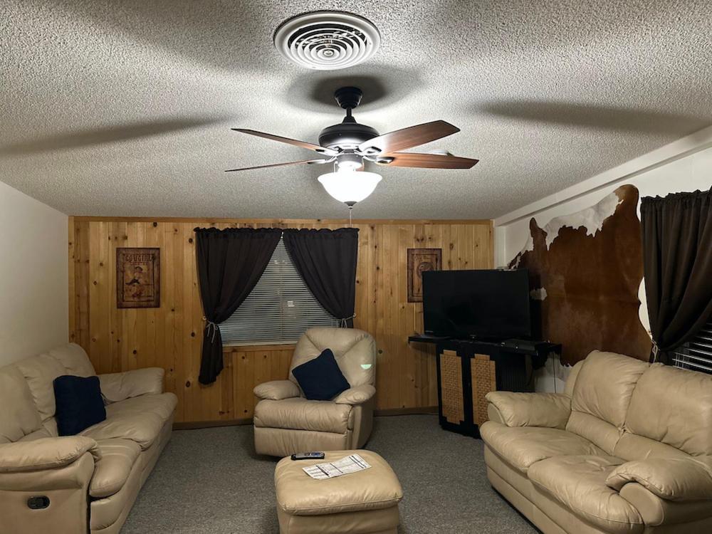 Country Cabins Hotel photo 3