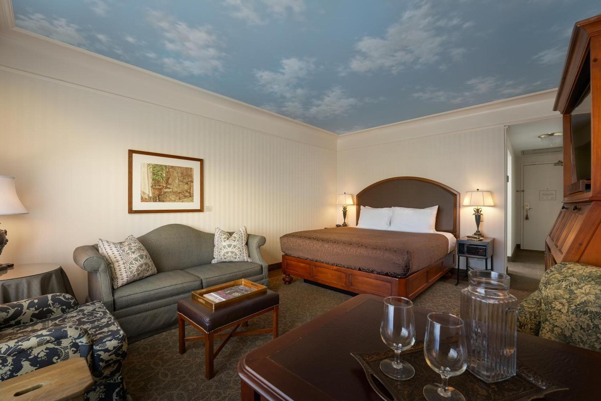 O.Henry Hotel photo 32