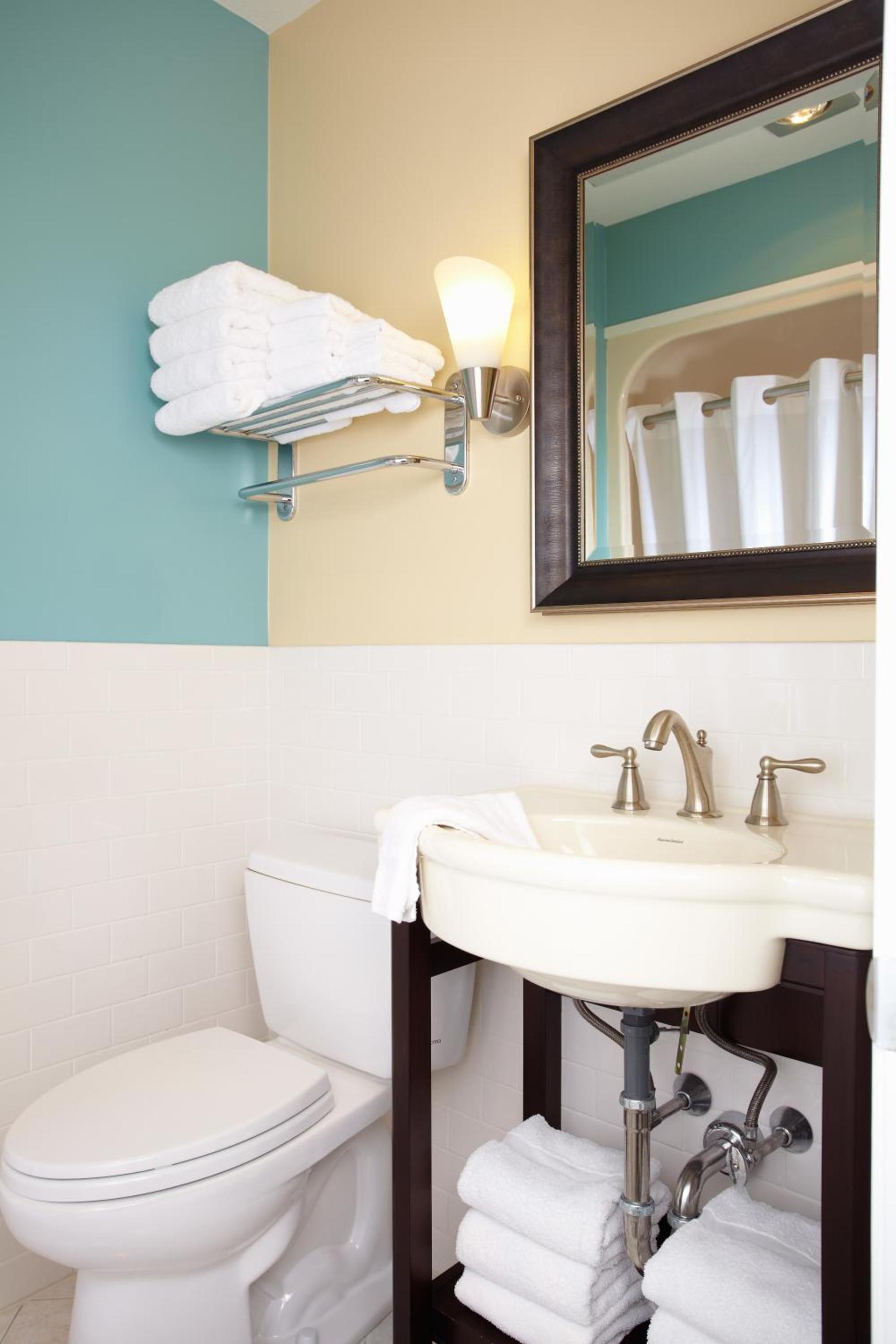 Breezeway Boutique Hotel photo 25