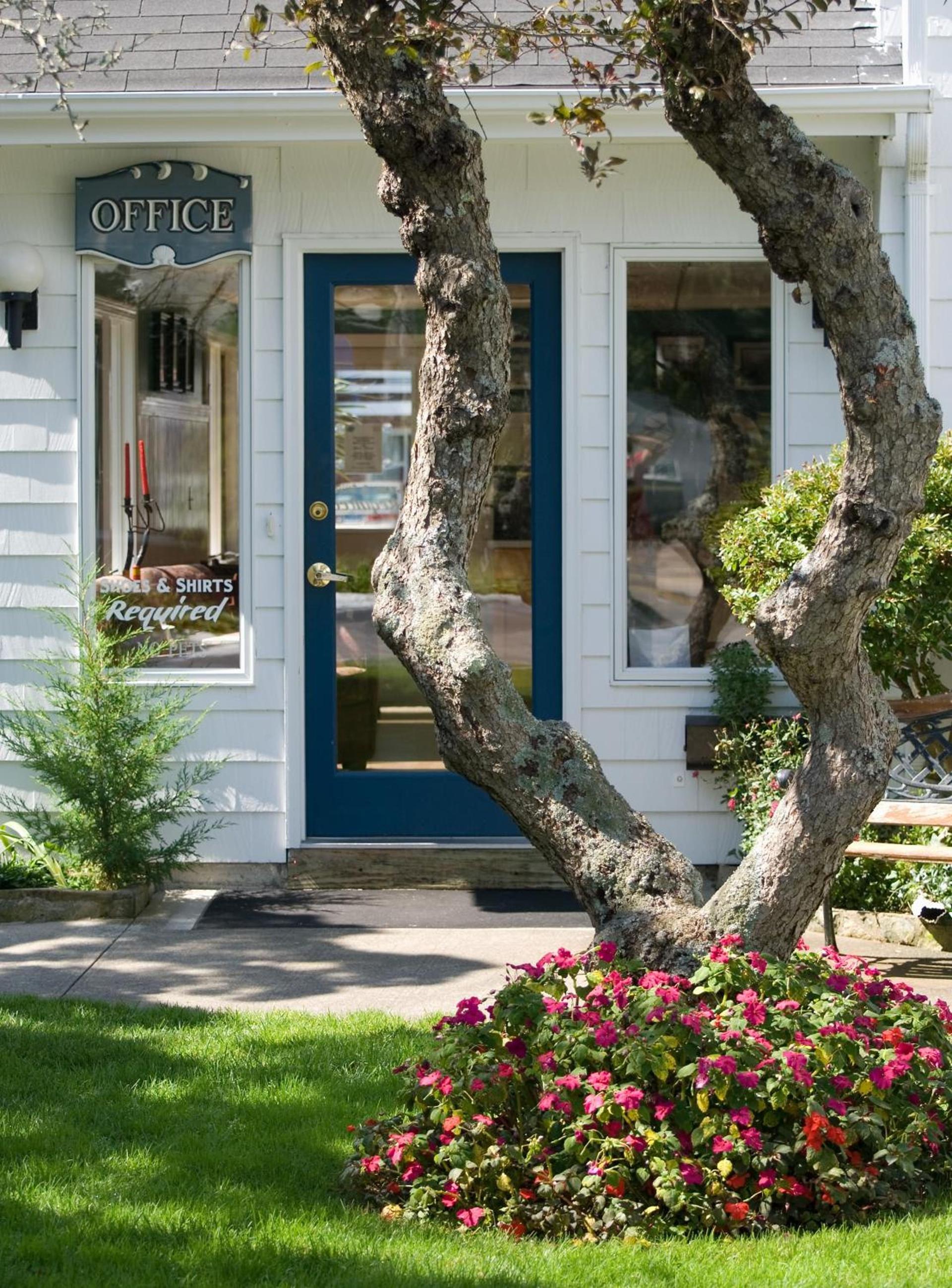 Breezeway Boutique Hotel photo 34