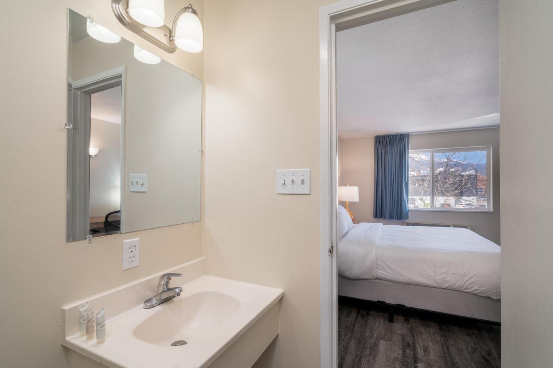 Nevada Flats Hotel photo 32