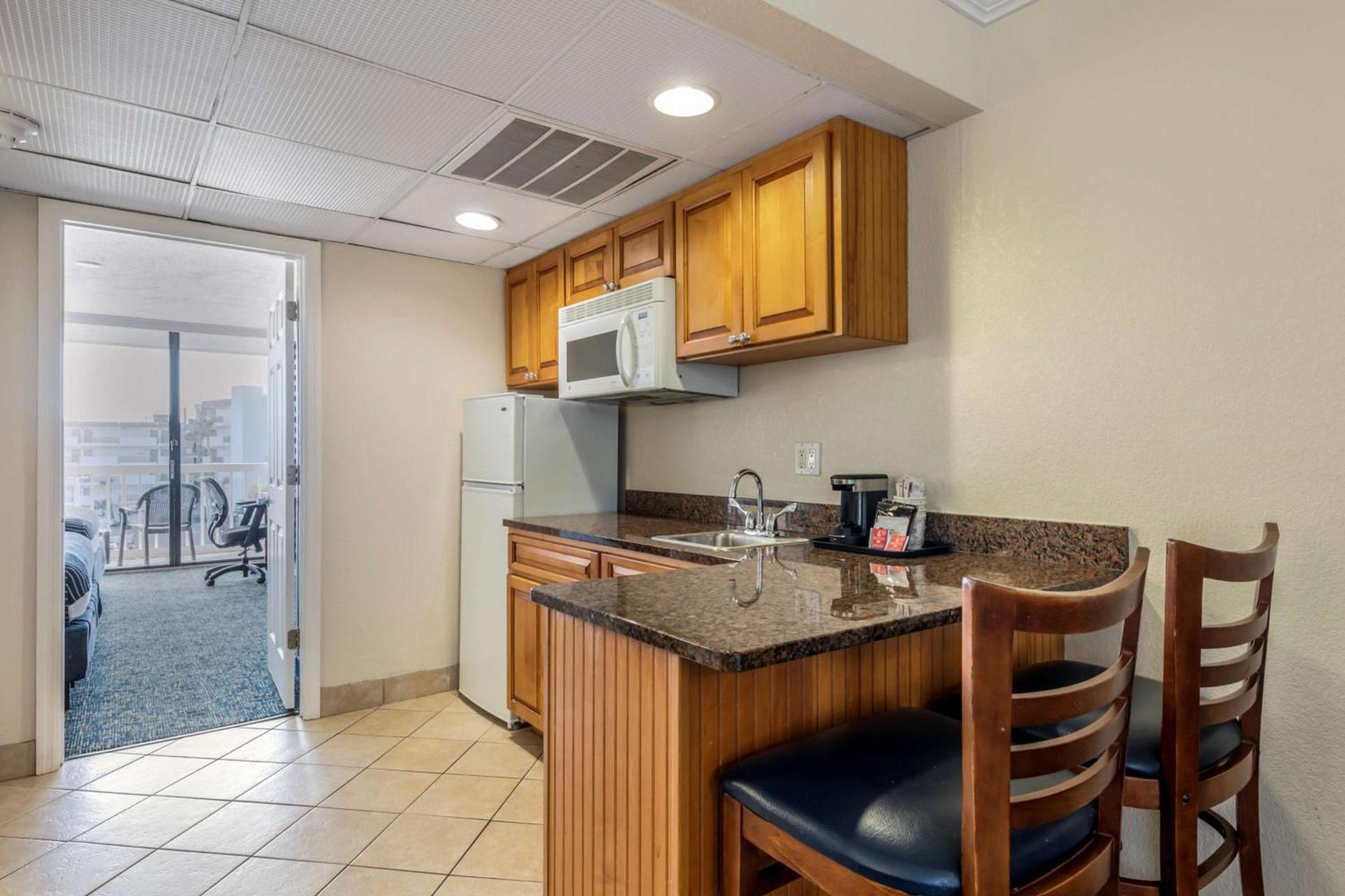Best Western Cocoa Beach - Port Canaveral photo 51