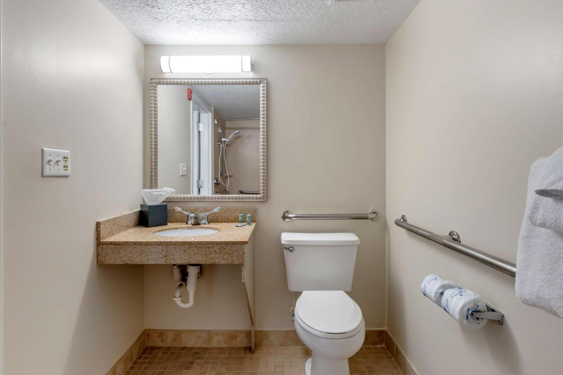 Best Western Cocoa Beach - Port Canaveral photo 33