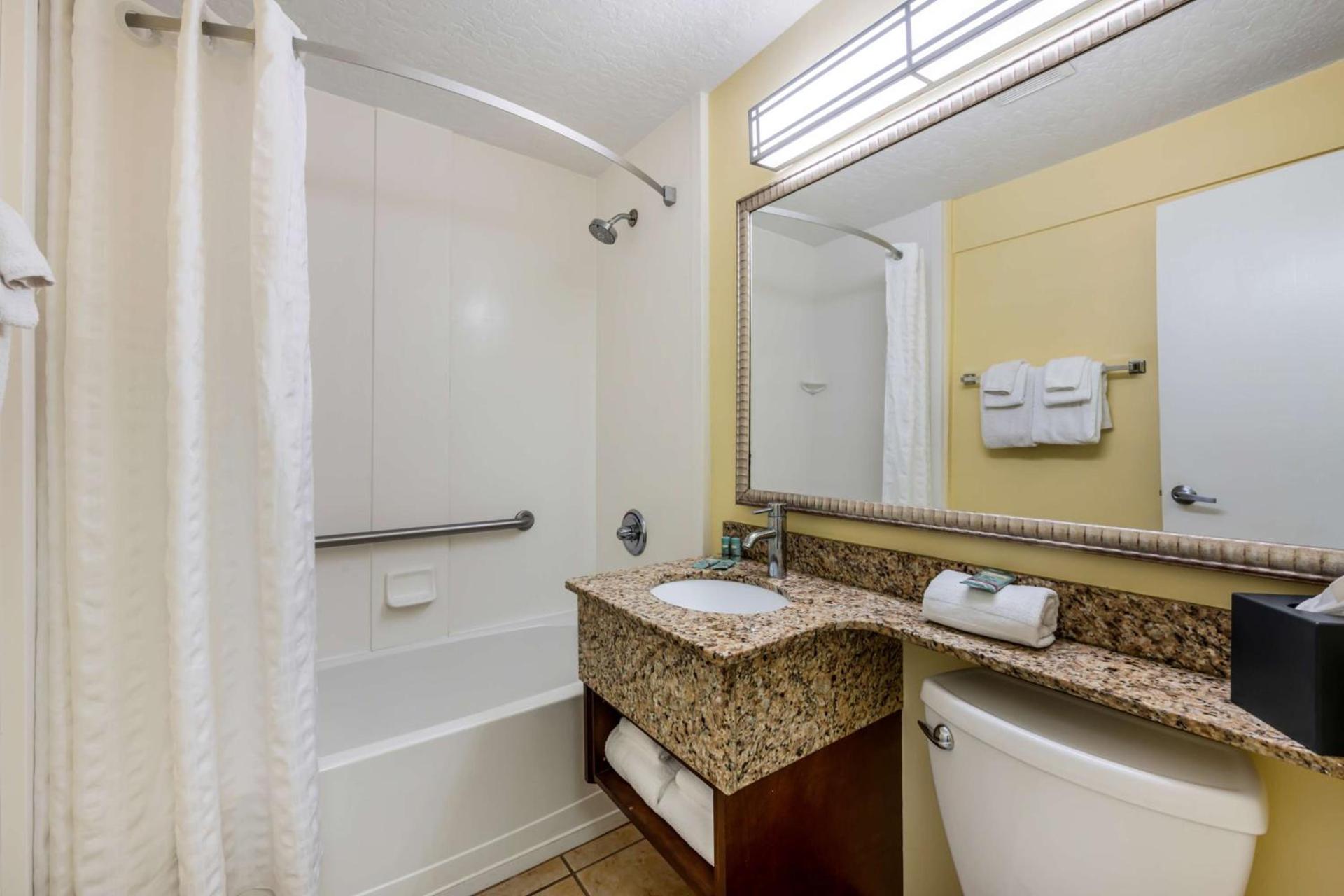 Best Western Cocoa Beach - Port Canaveral photo 54