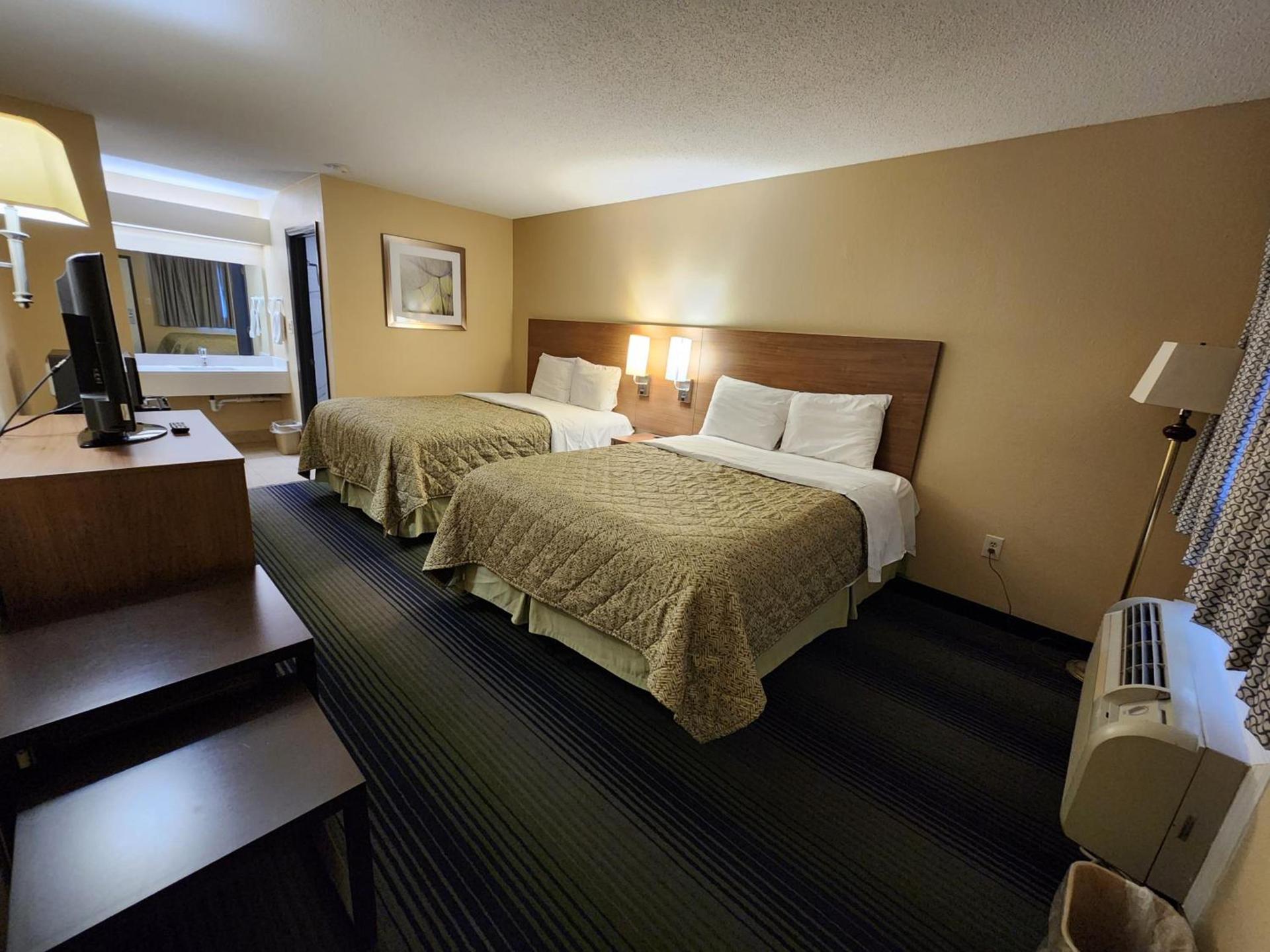 Budget Host Inn photo 18