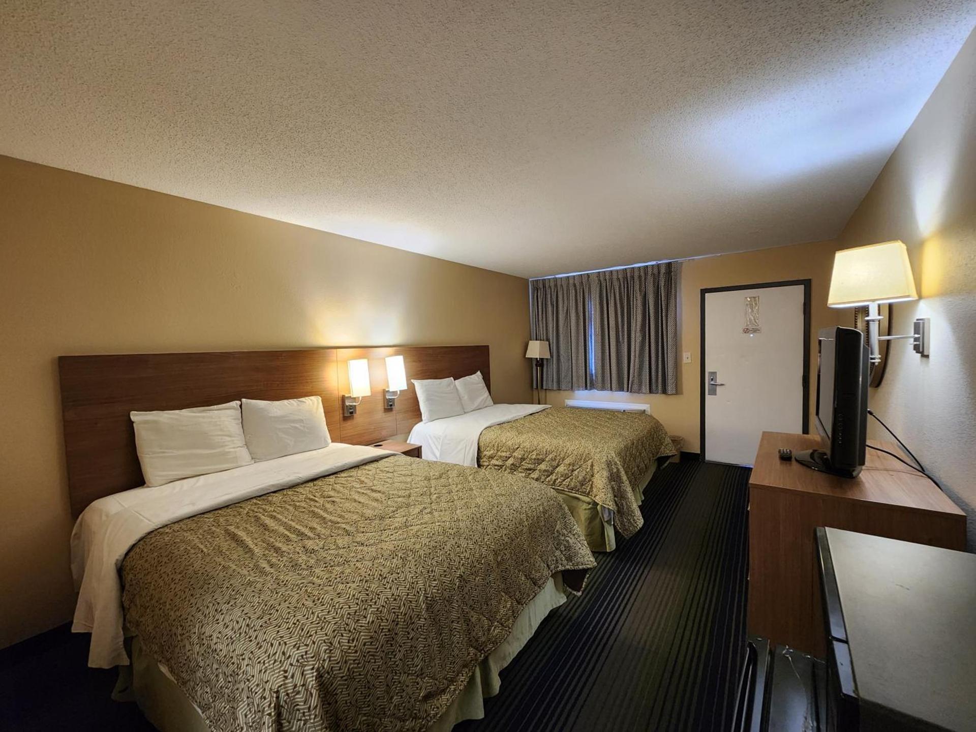 Budget Host Inn photo 9