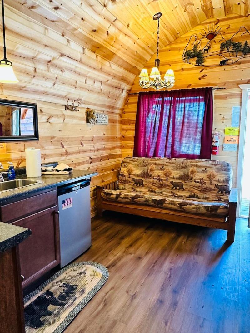 Country Cabins Hotel photo 42
