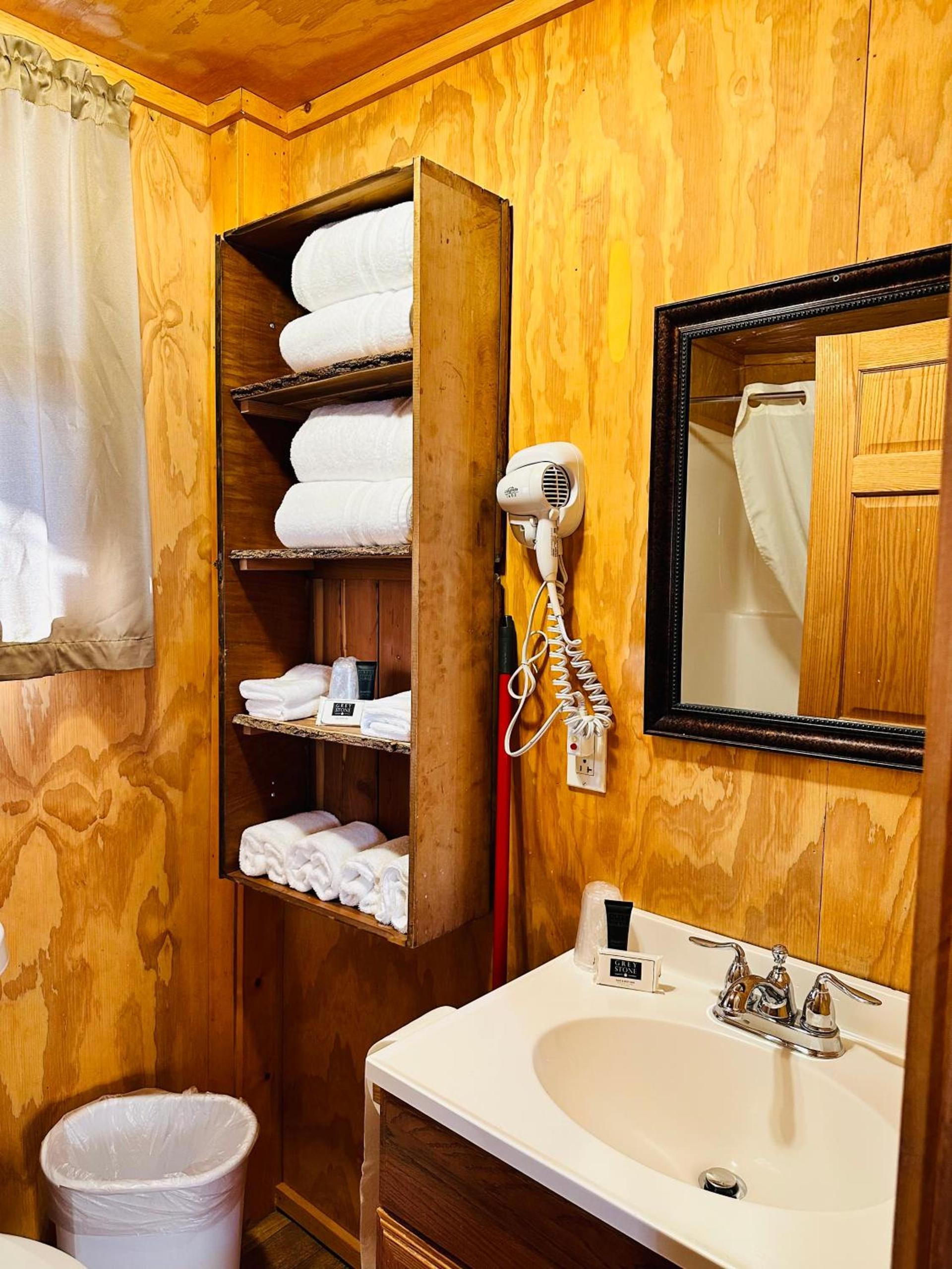 Country Cabins Hotel photo 52