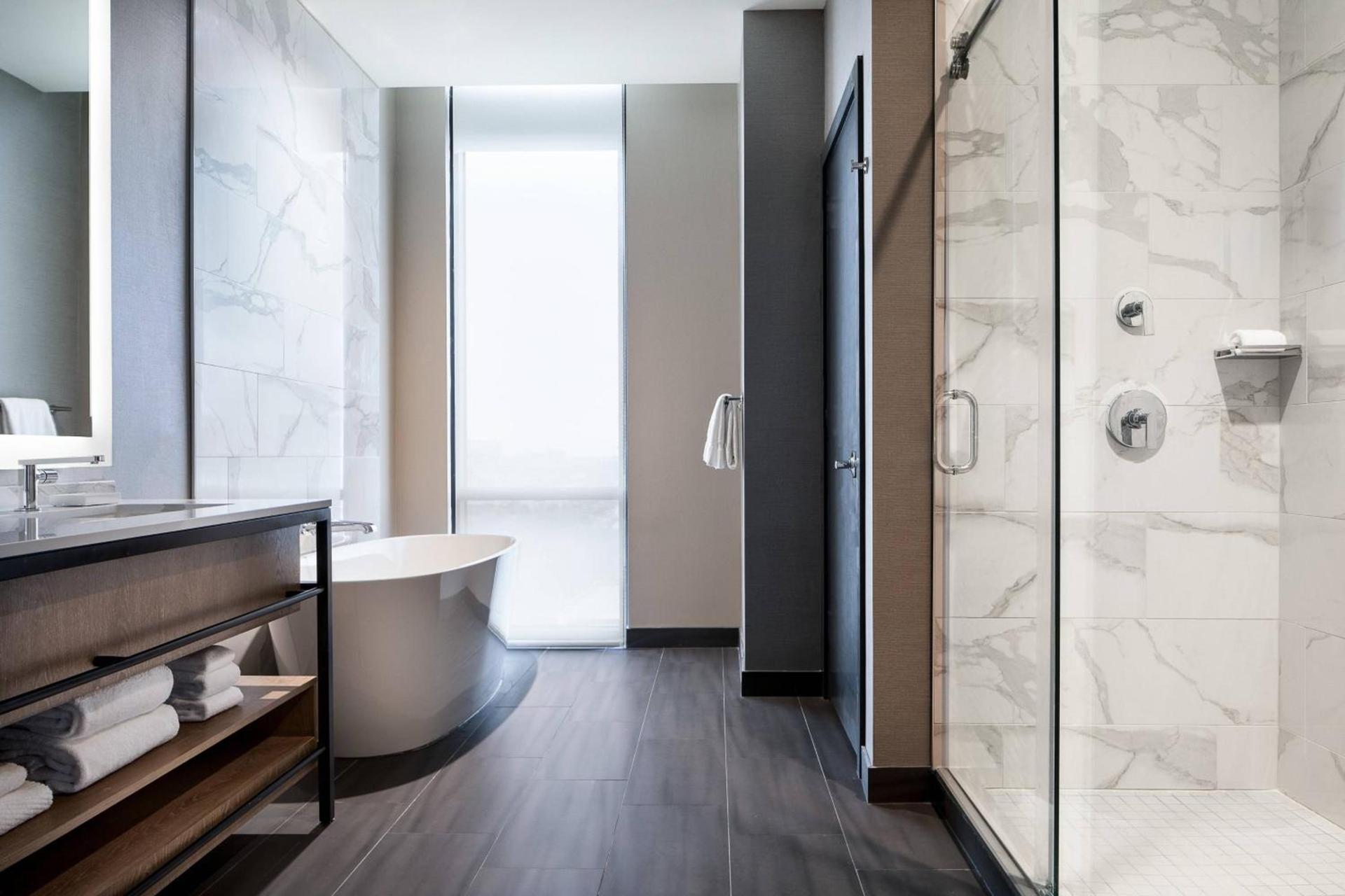 Marriott Dallas Uptown photo 35