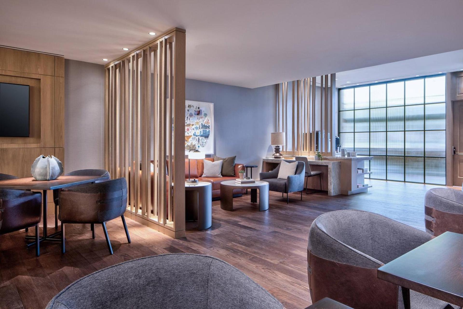 Marriott Dallas Uptown photo 38