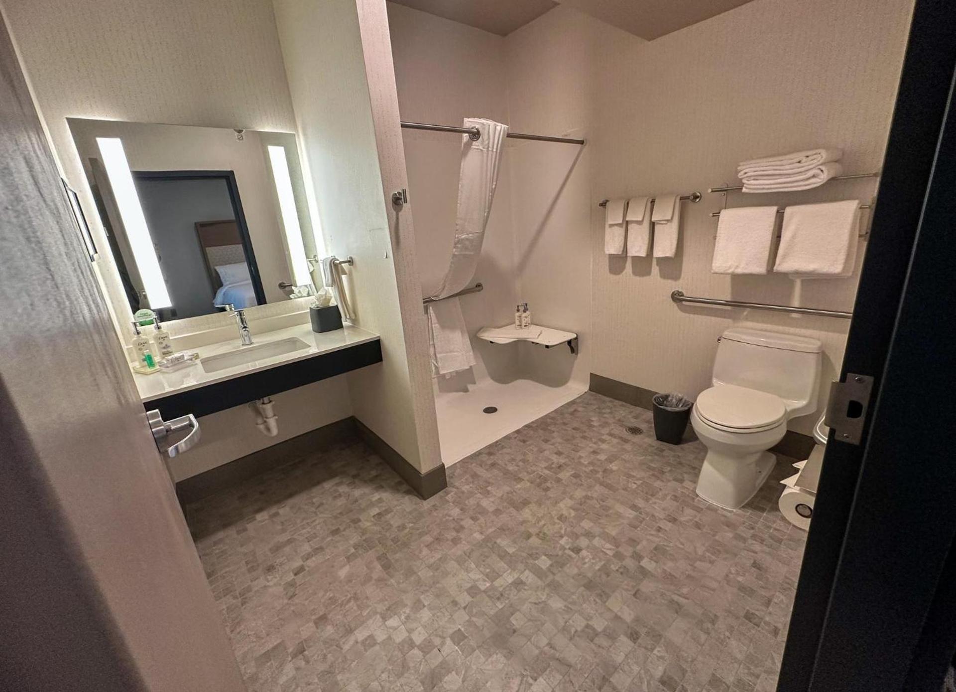 Holiday Inn Kansas City - Downtown by IHG photo 78