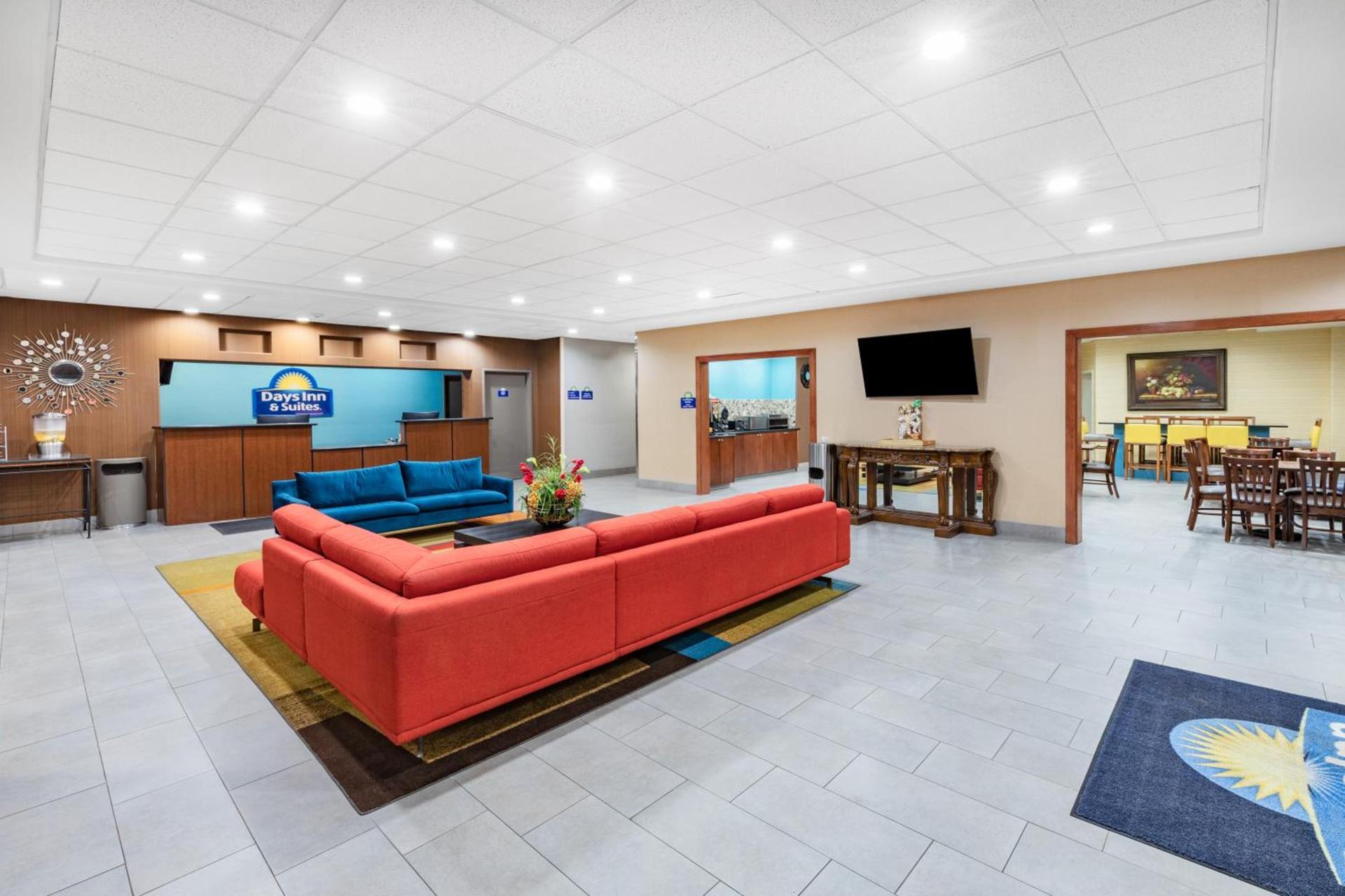 Days Inn & Suites by Wyndham San Antonio near Frost Bank Center photo 43