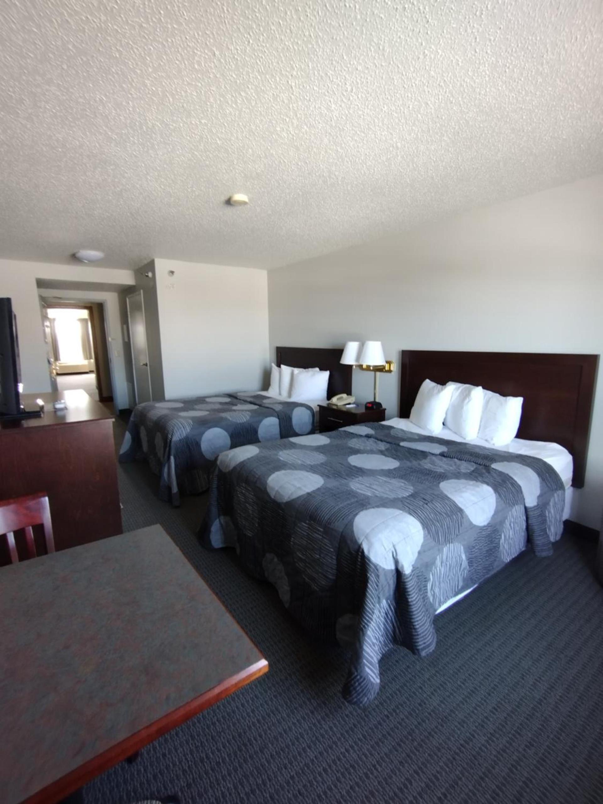 GrandStay Hotel & Suites Hastings photo 25