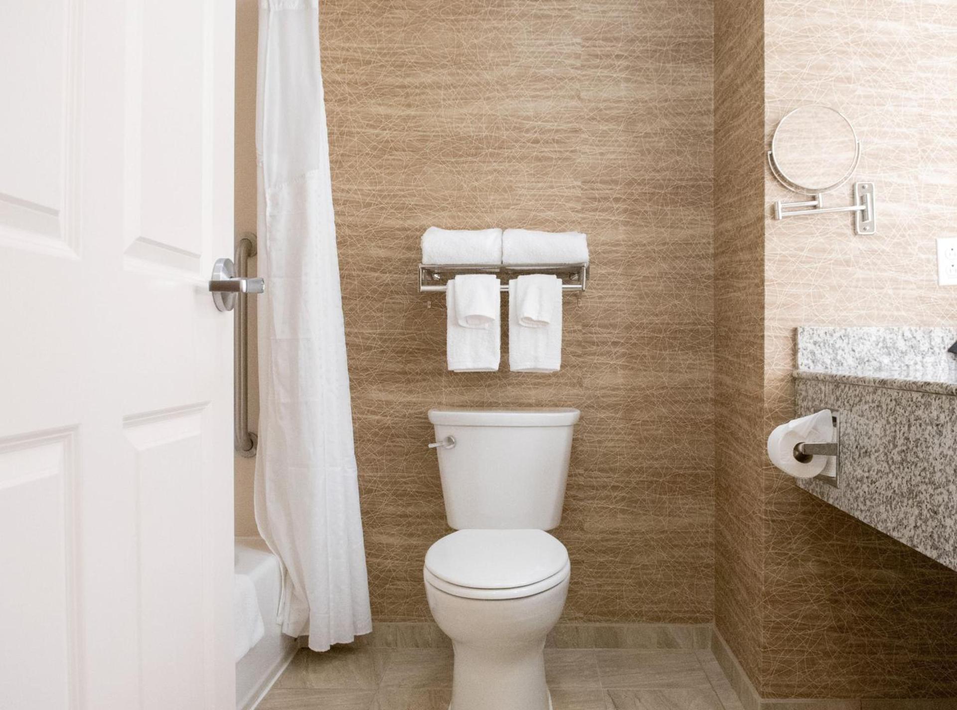 Holiday Inn Express & Suites Ironton by IHG photo 30