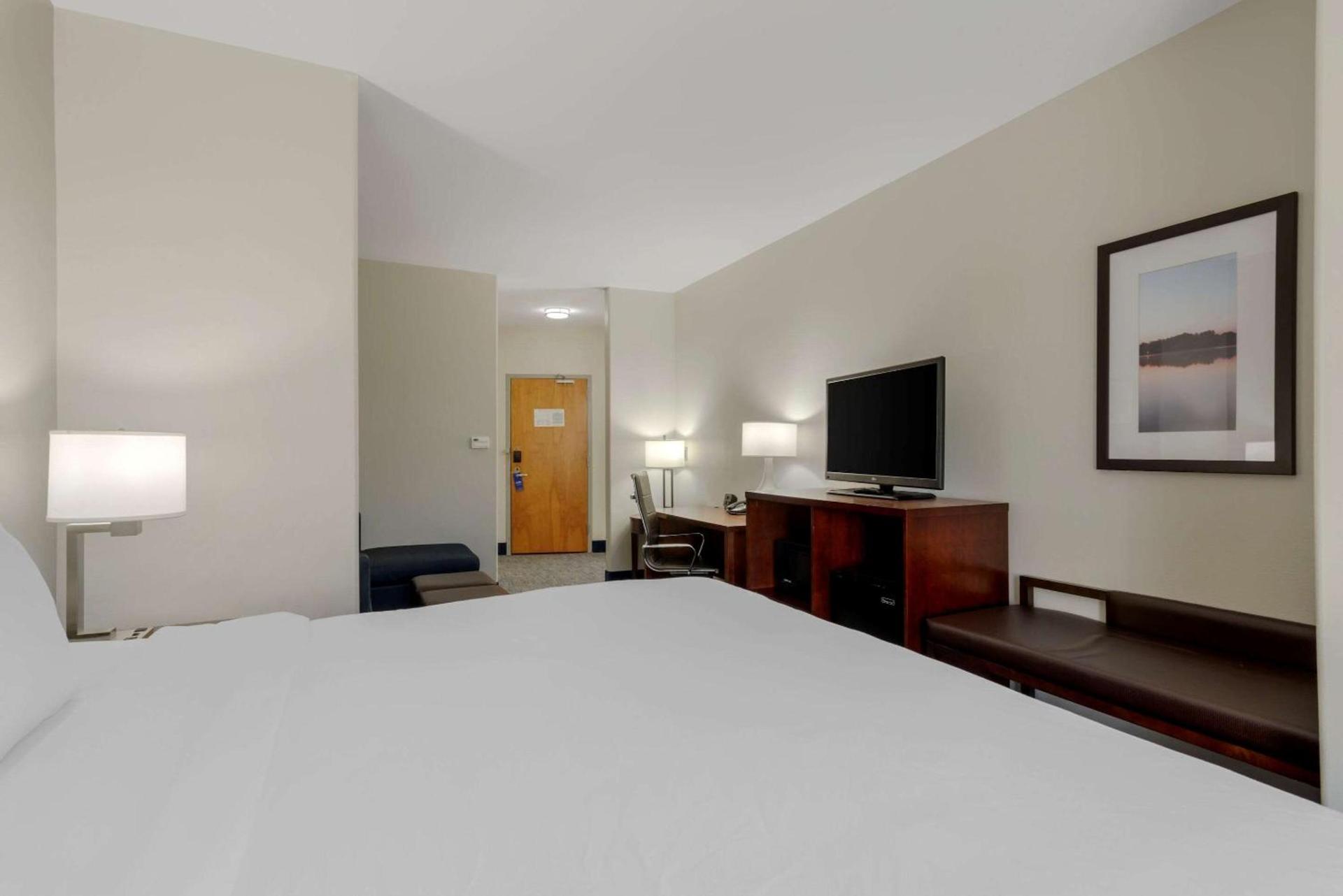 Comfort Suites Stockbridge Atlanta South photo 34