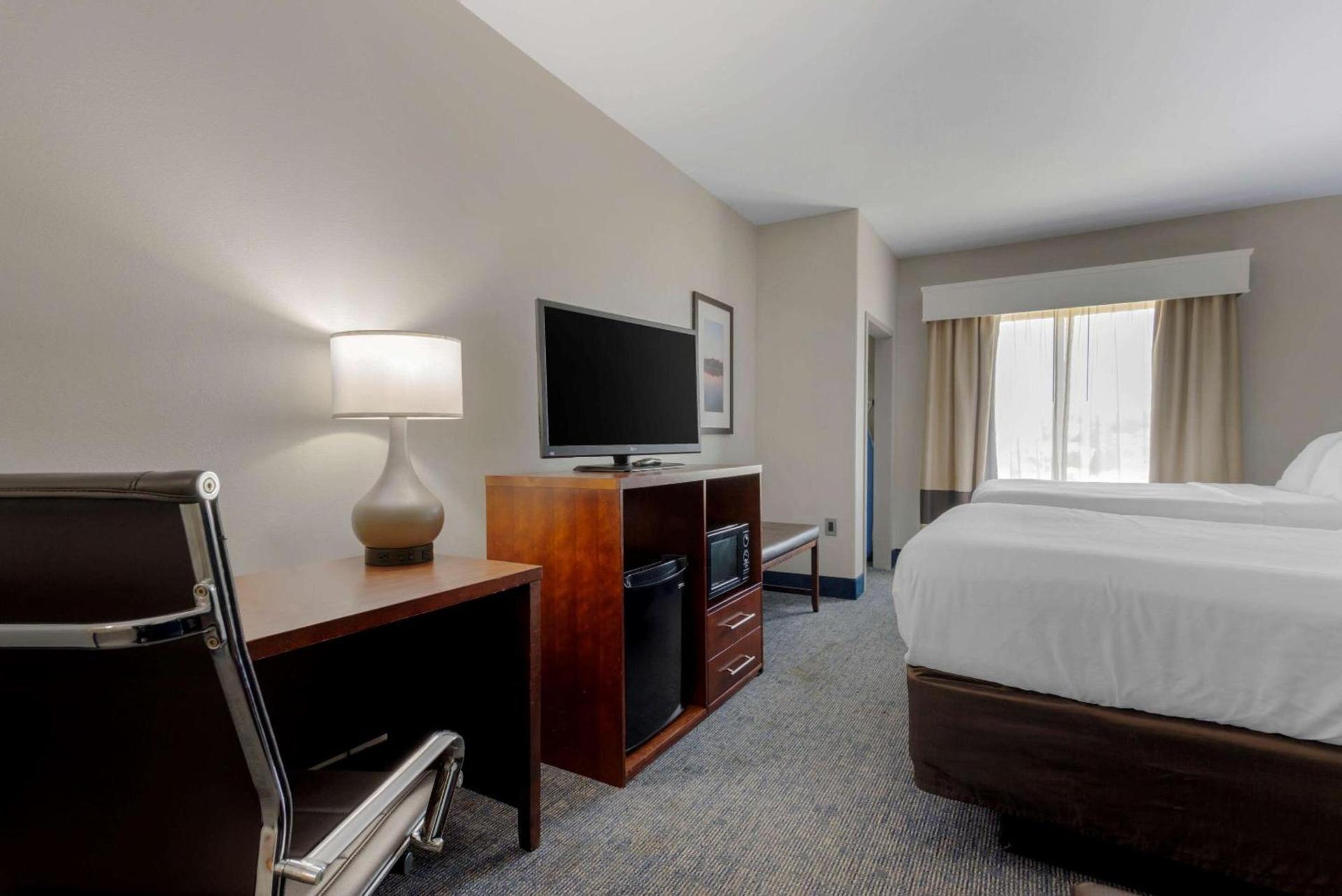 Comfort Suites Stockbridge Atlanta South photo 25