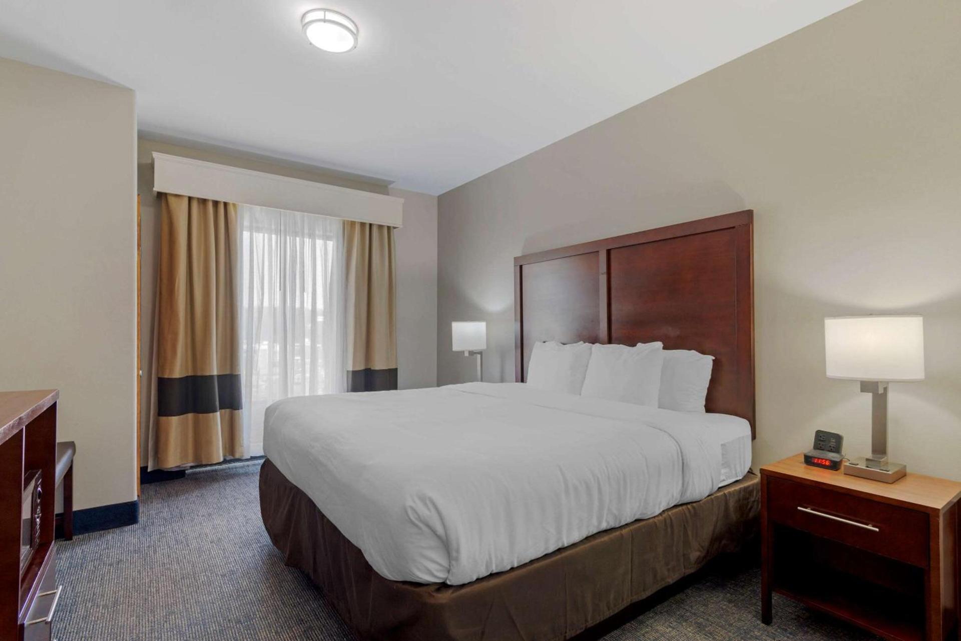 Comfort Suites Stockbridge Atlanta South photo 30