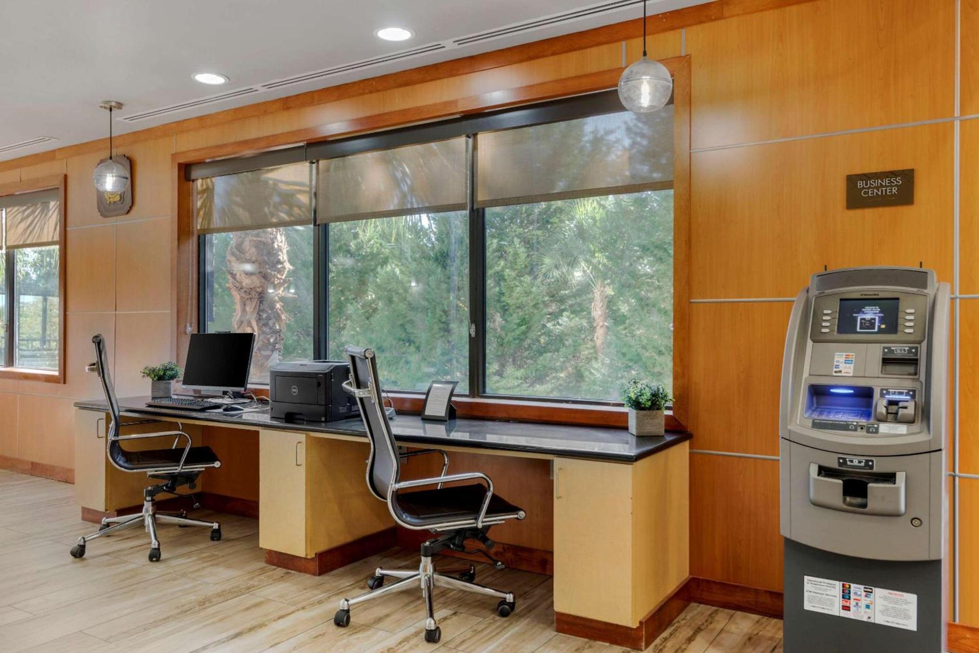 Comfort Suites Stockbridge Atlanta South photo 10