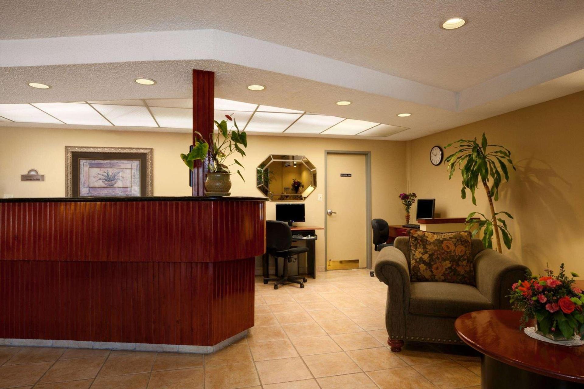 Hotel Ash&9th photo 3