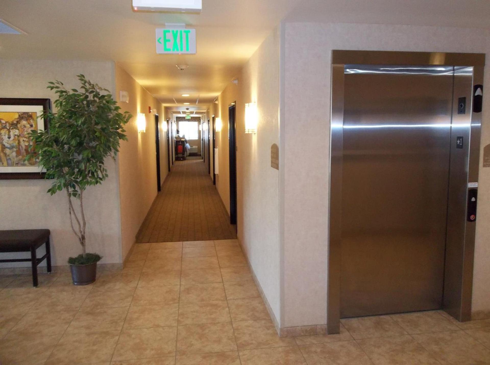 My Place Hotel-Dickinson, ND photo 24