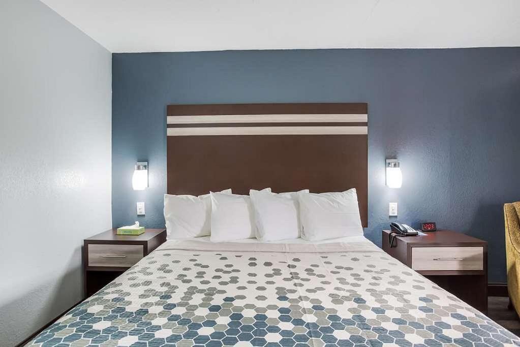 Red Carpet Inn & Suites NJ-73 photo 10