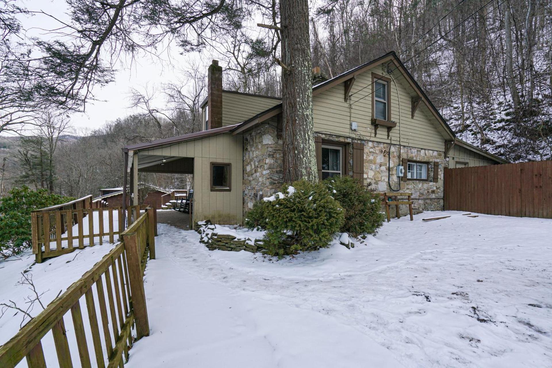 River Front Resort photo 100