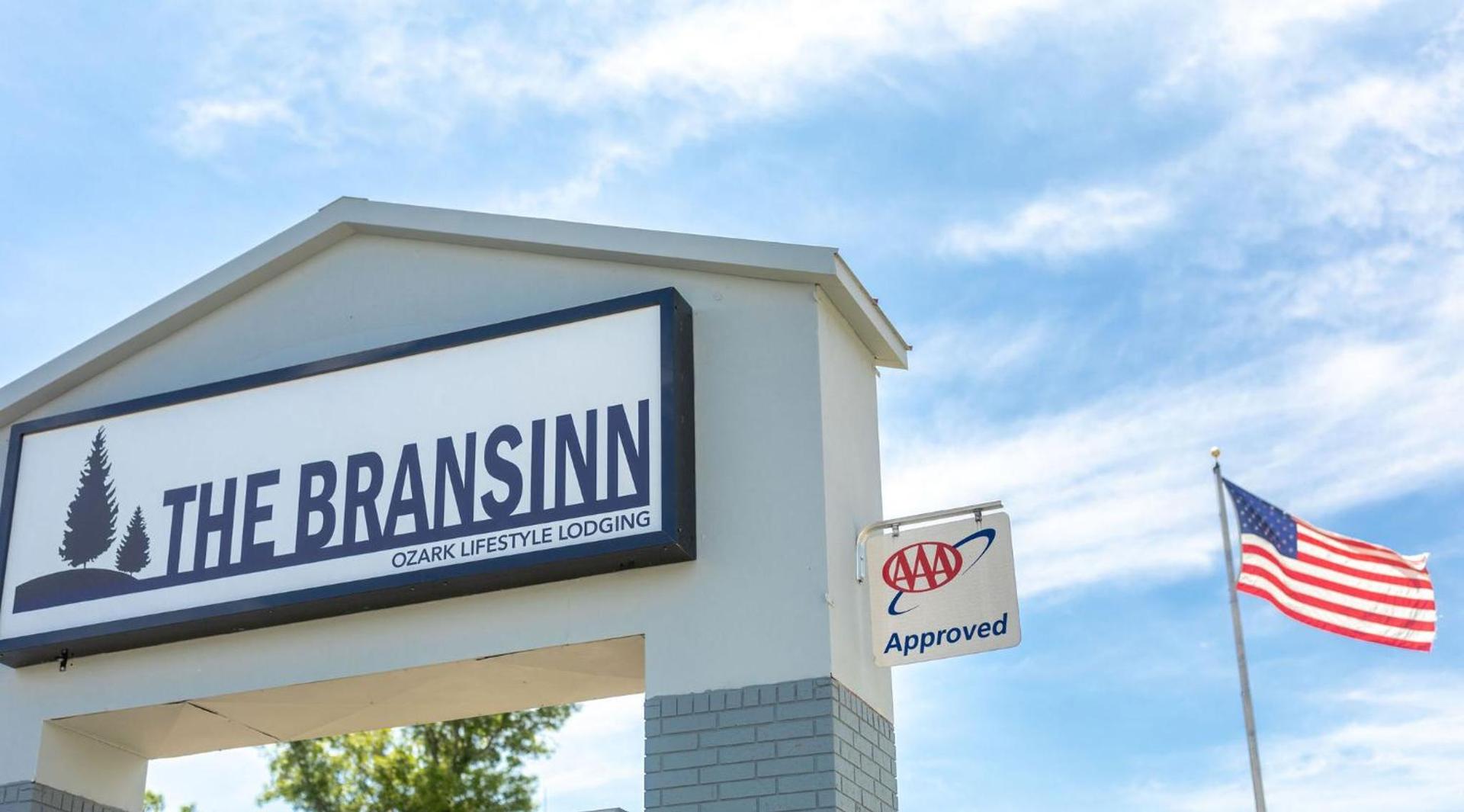 THE BRANSINN Entertainment District photo 54