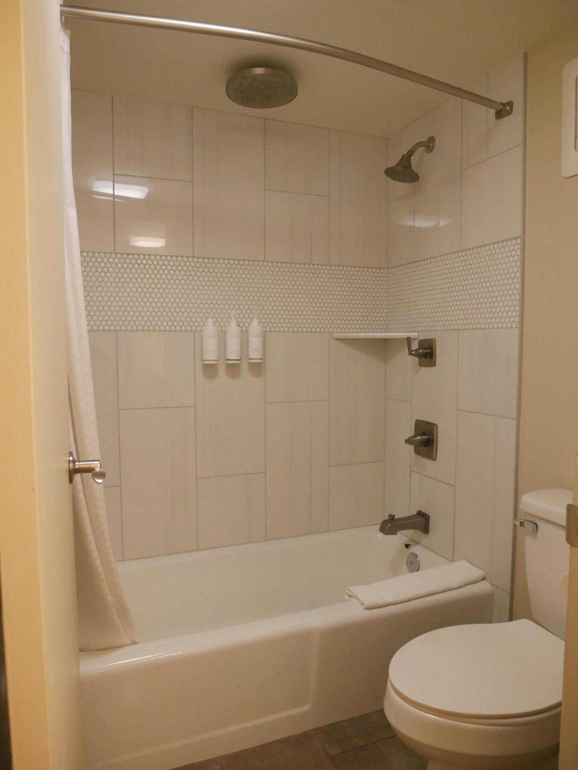 Days Inn by Wyndham Prescott photo 28