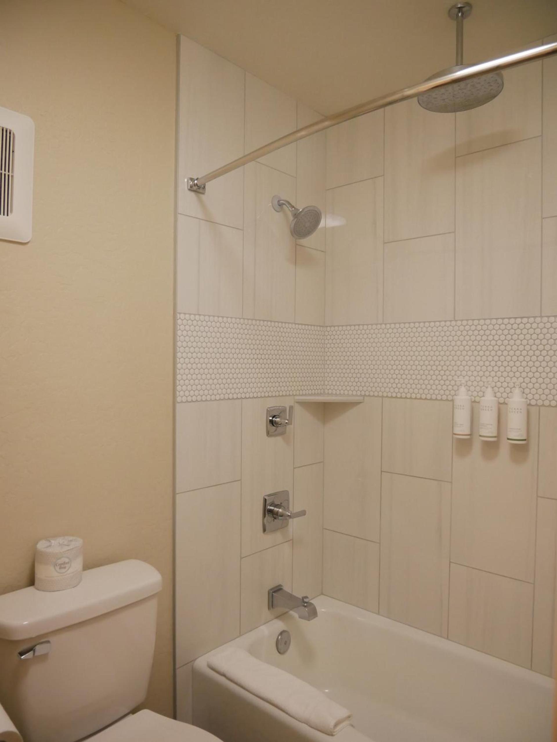 Days Inn by Wyndham Prescott photo 34