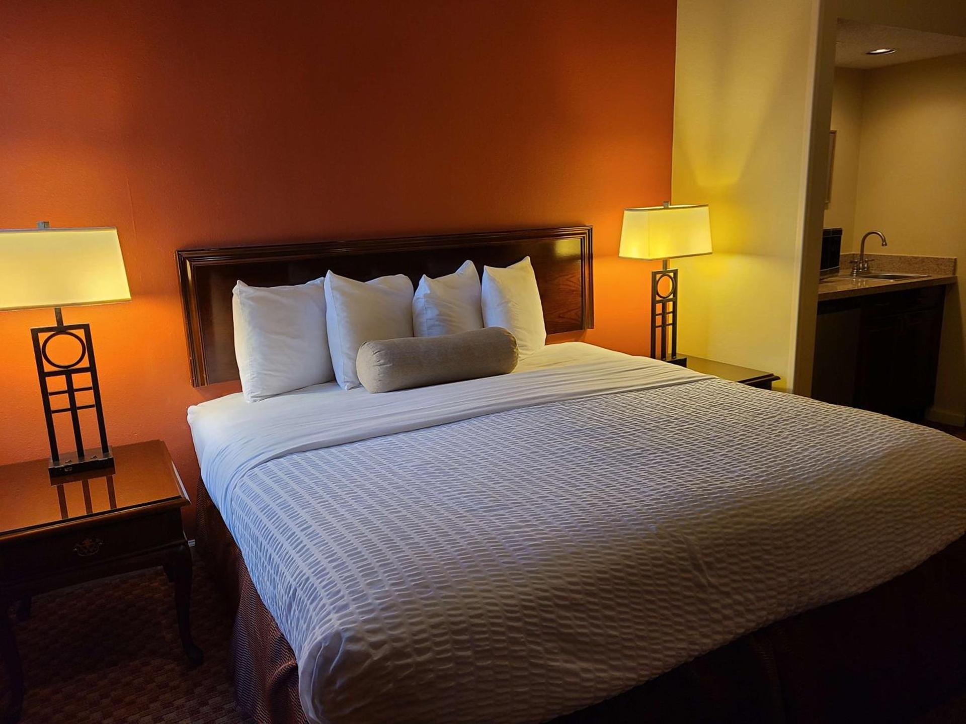 Best Western Hickory photo 20