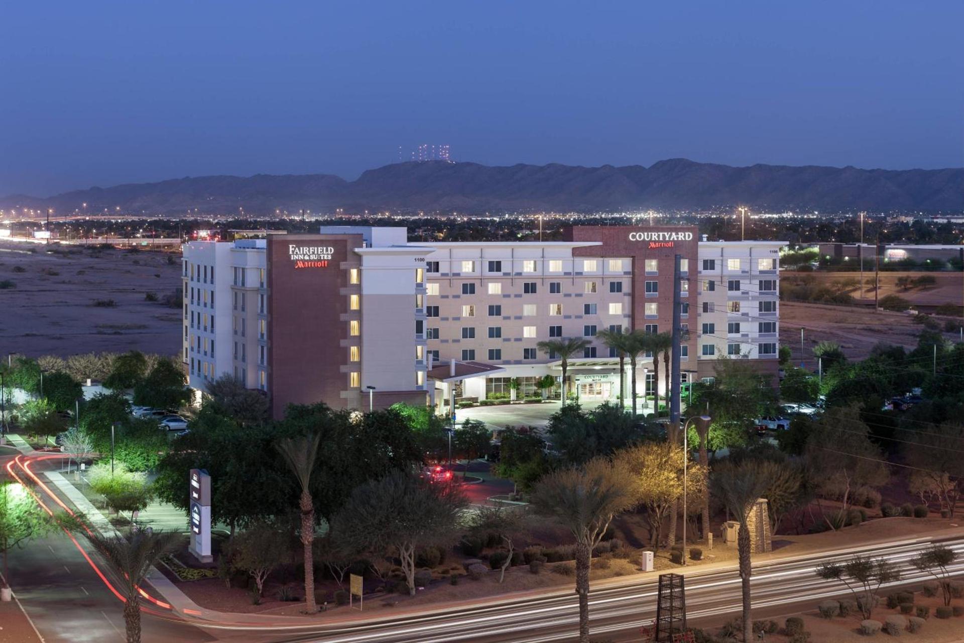 Fairfield Inn and Suites Phoenix Chandler Fashion Center — hotel in Chandler