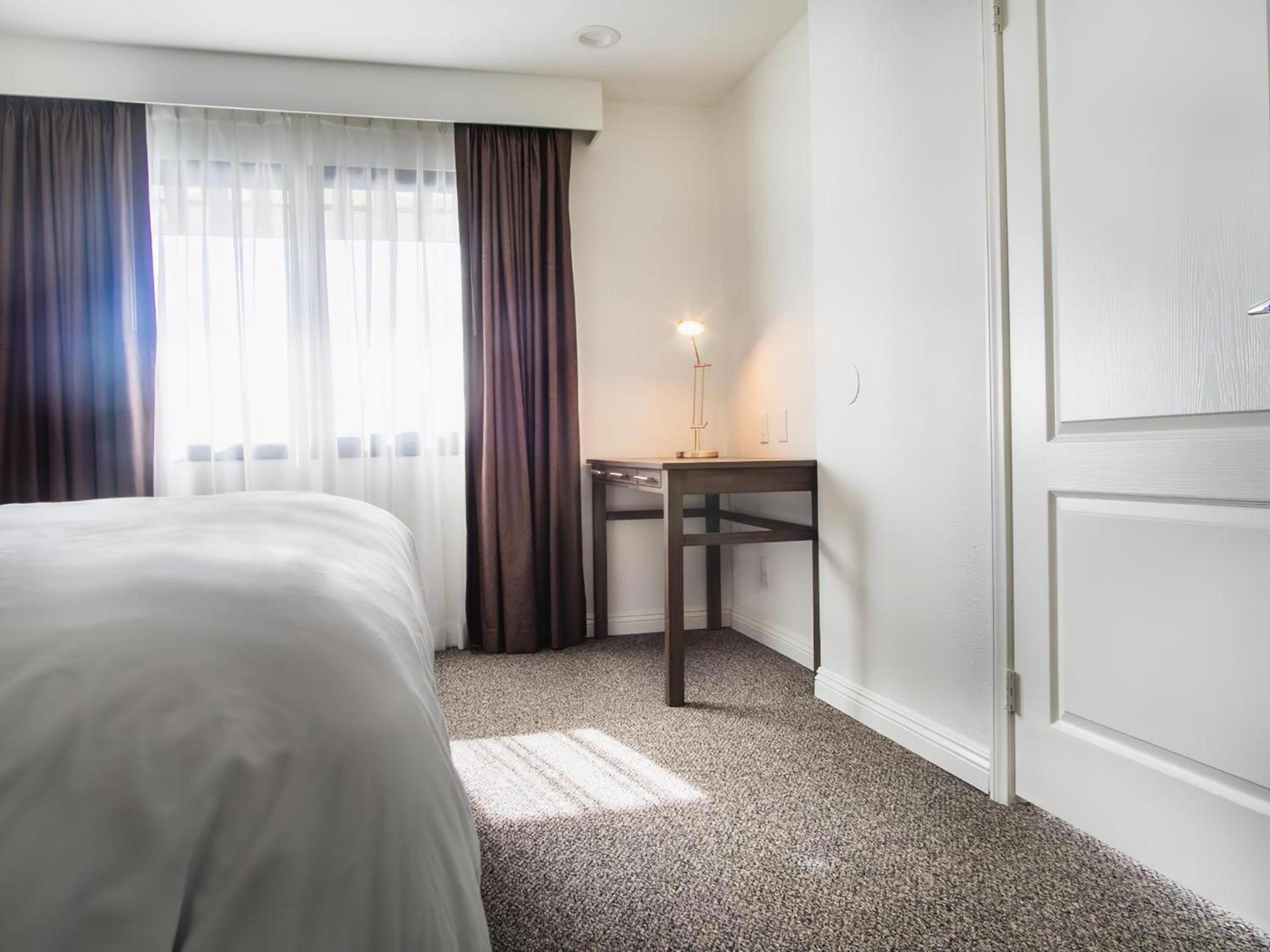 Serene Vegas Boutique Hotel Las Vegas photo 16