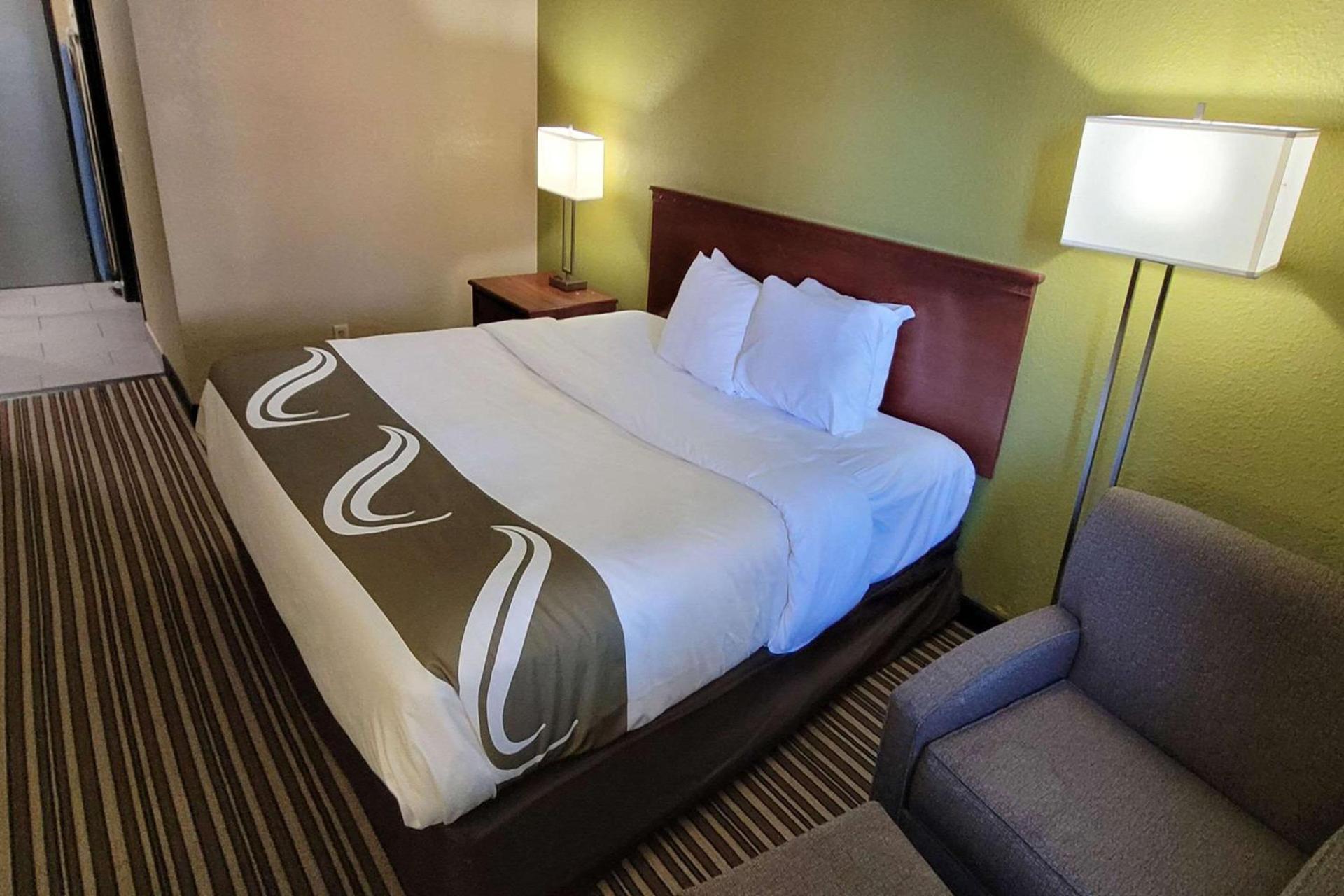 Quality Inn & Suites Columbia I-70 photo 6