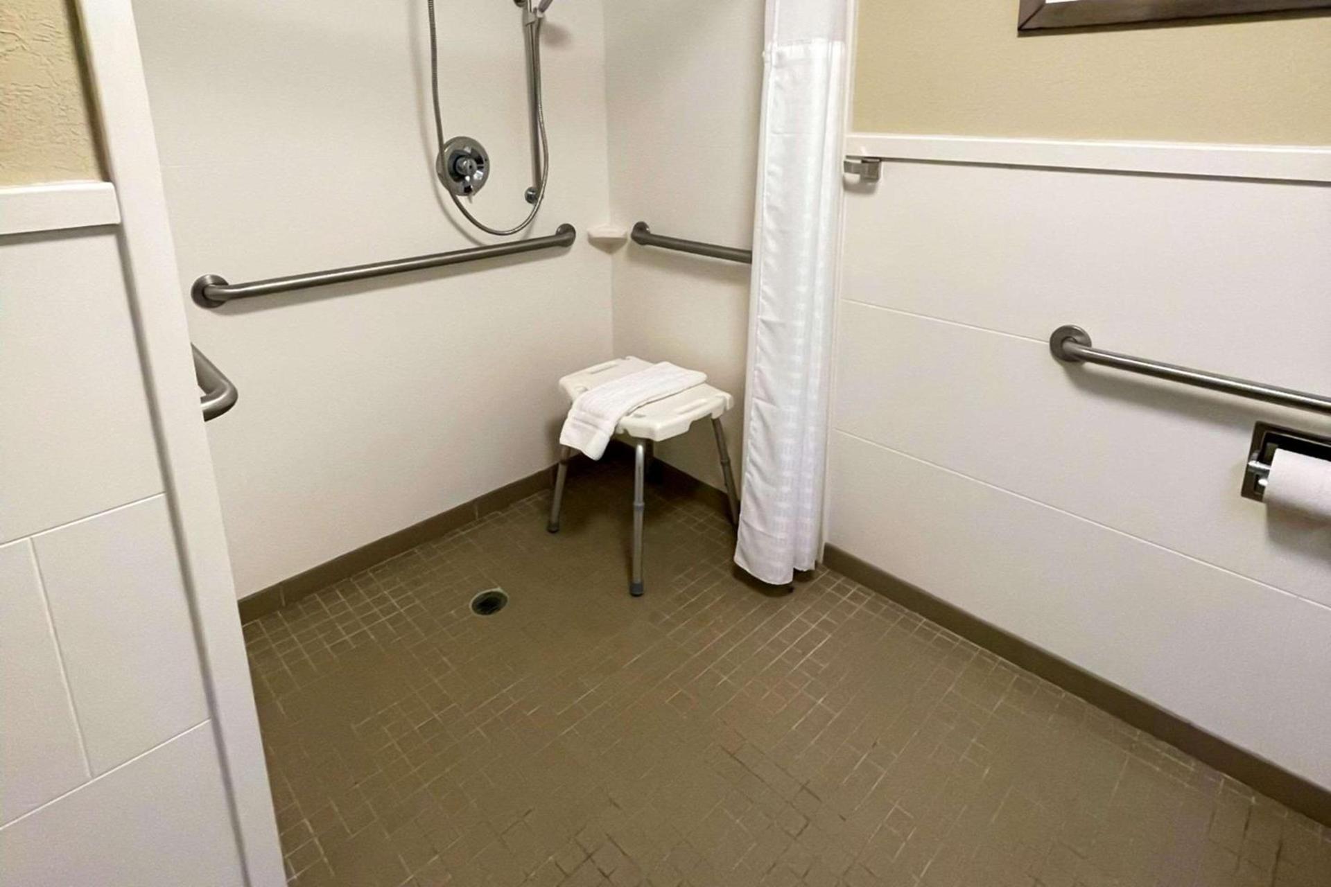 Comfort Inn Pinehurst - Southern Pines photo 33