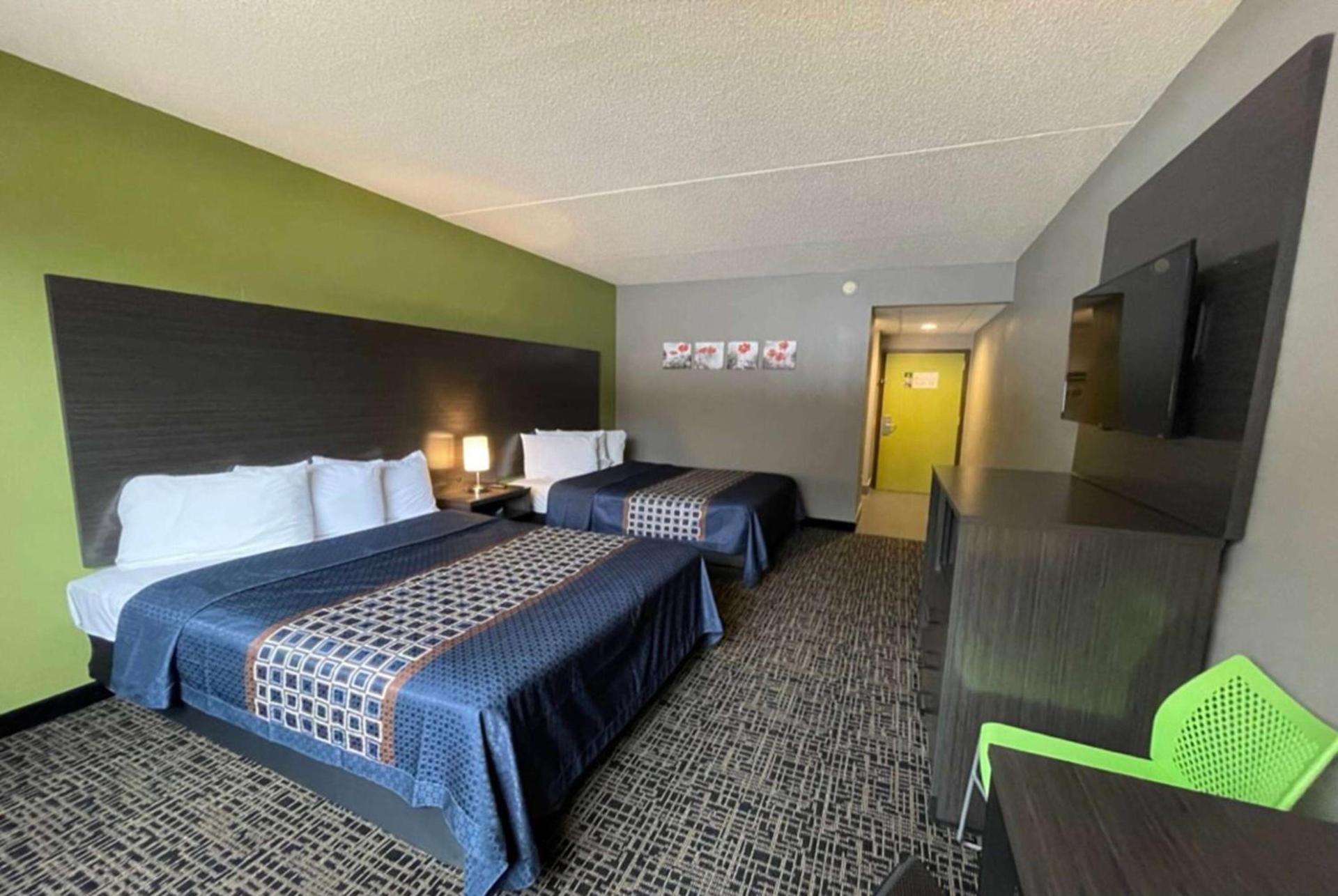 Wingate by Wyndham Lake George photo 16
