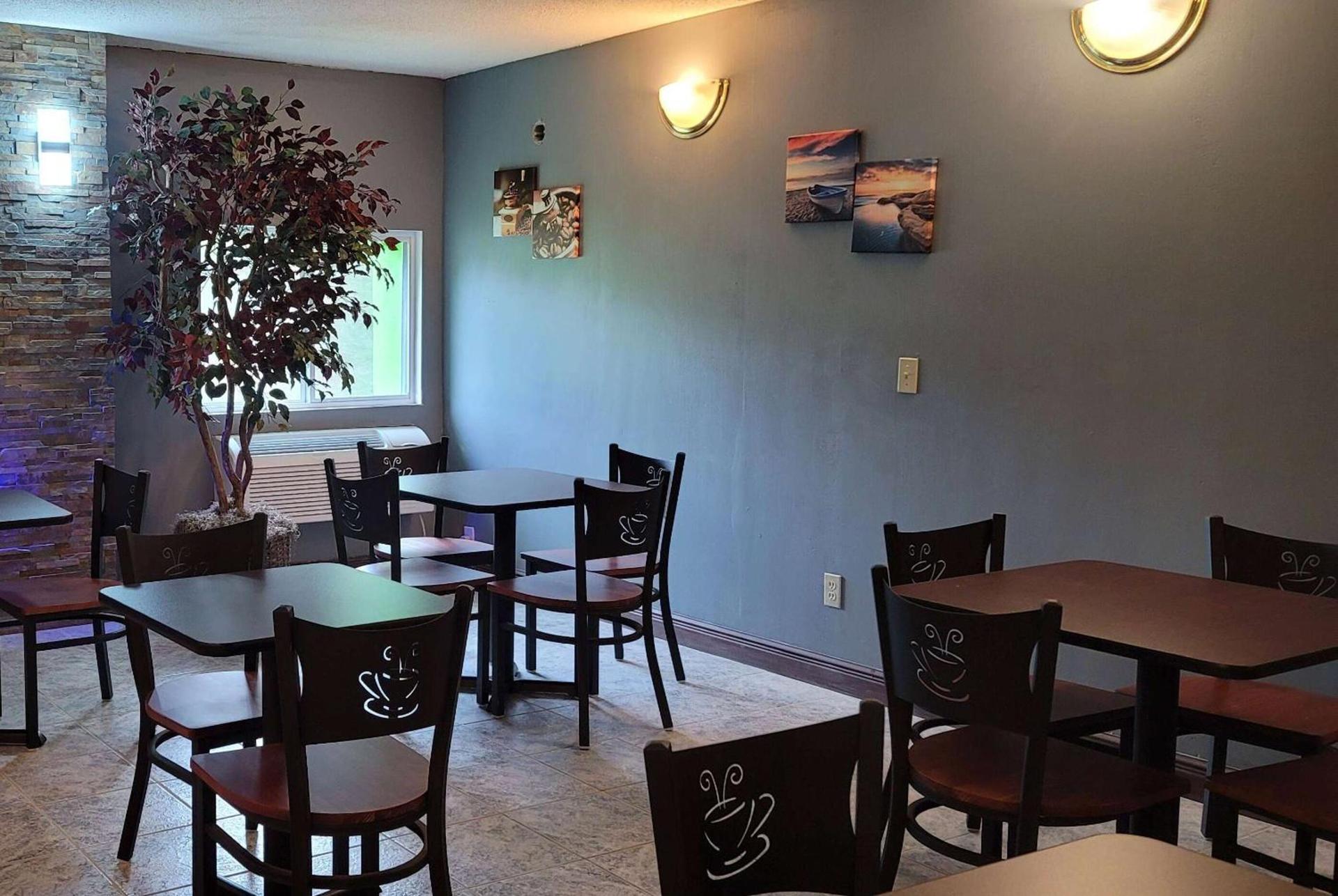 Wingate by Wyndham Lake George photo 33