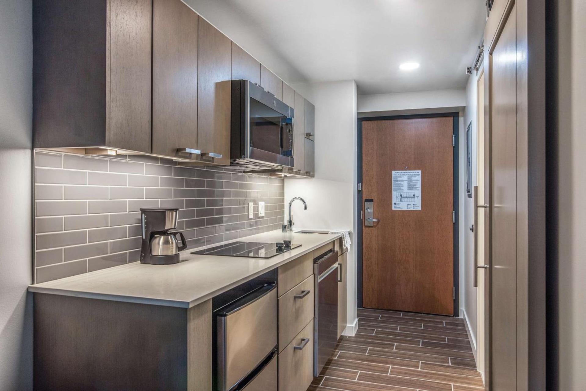 Hyatt House Sacramento-Midtown photo 36