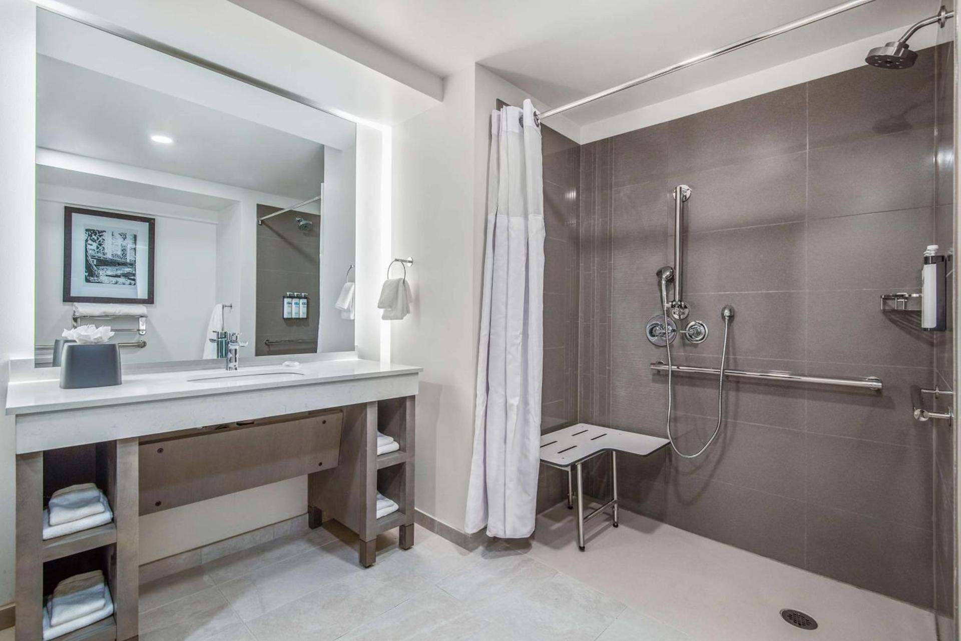 Hyatt House Sacramento-Midtown photo 39