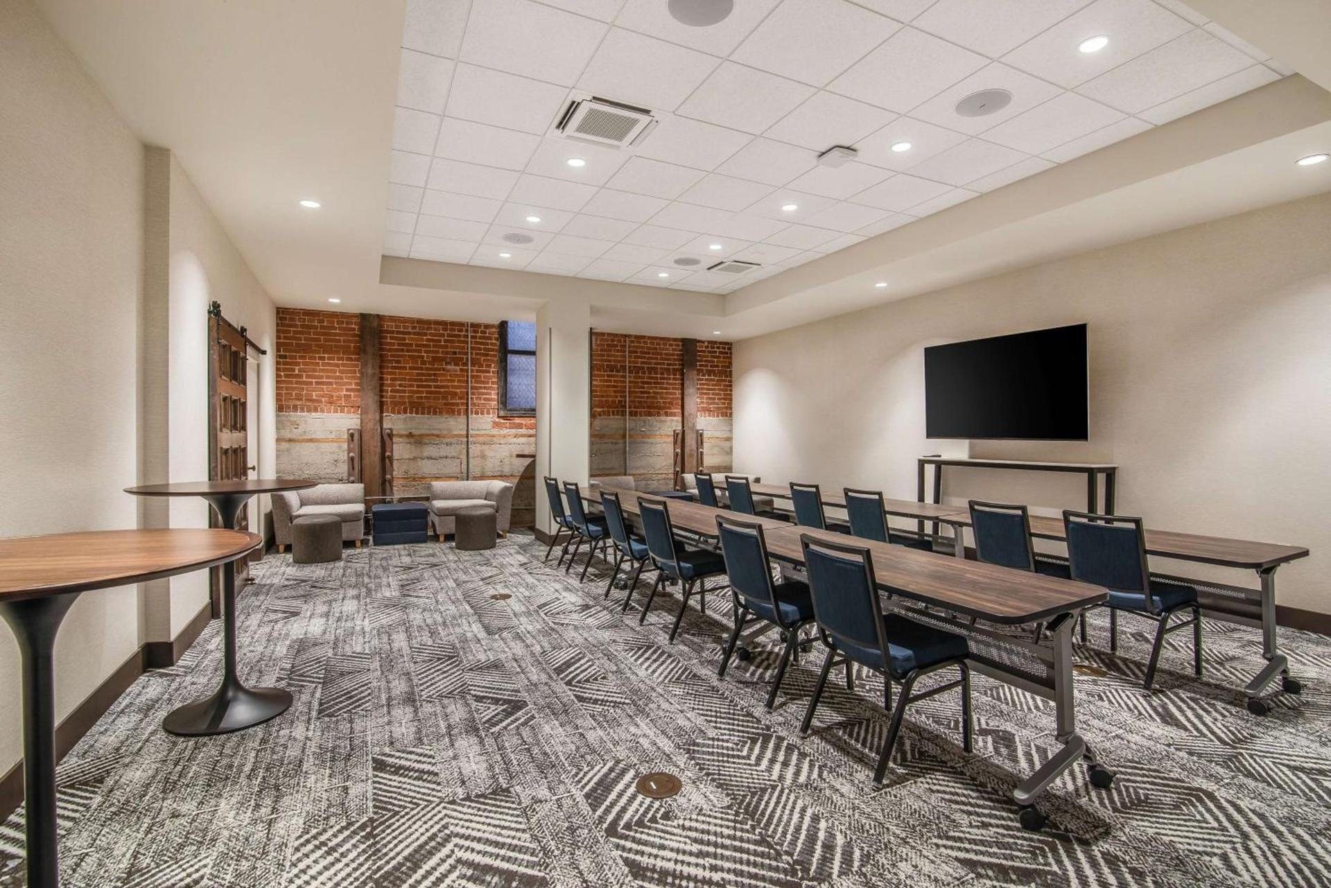 Hyatt House Sacramento-Midtown photo 51