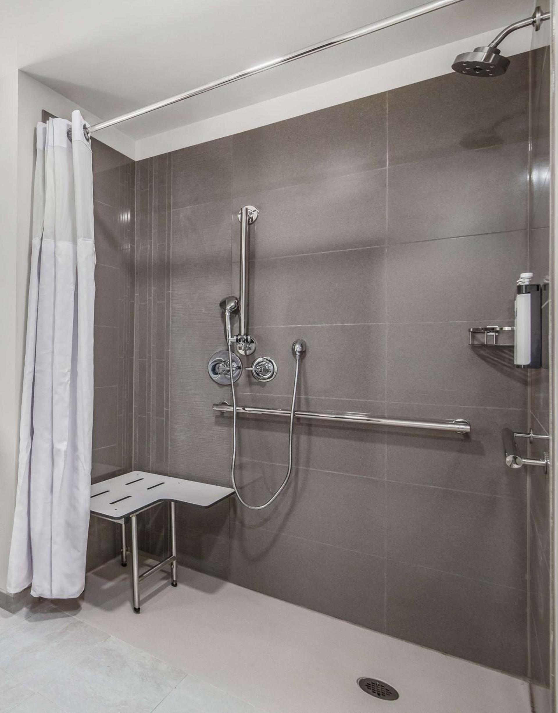 Hyatt House Sacramento-Midtown photo 75
