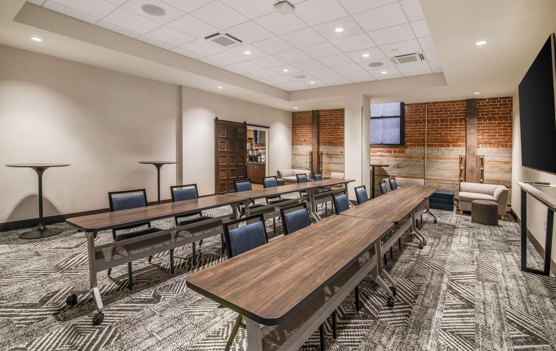 Hyatt House Sacramento-Midtown photo 79