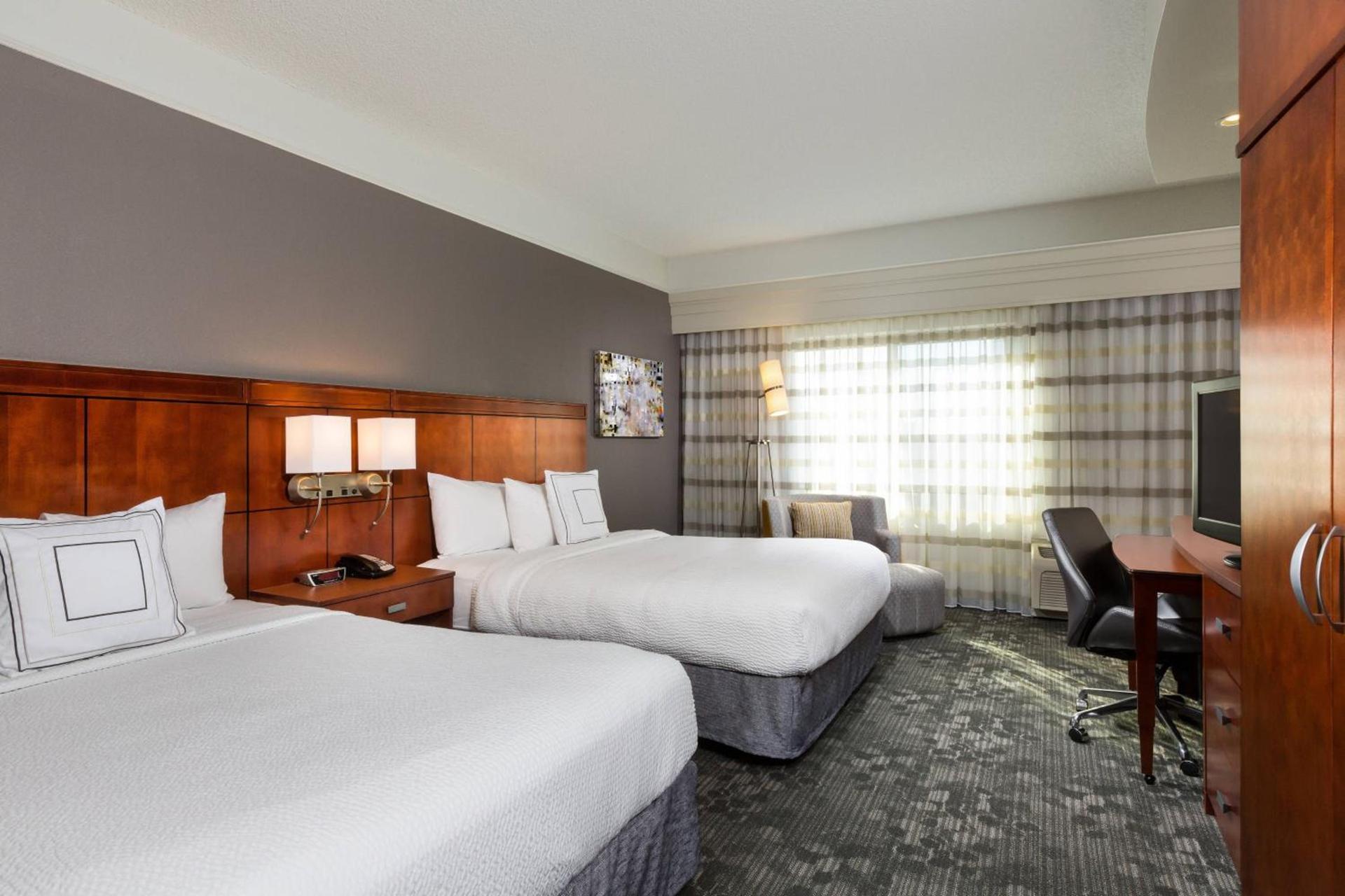 Courtyard by Marriott Houston Galleria photo 8