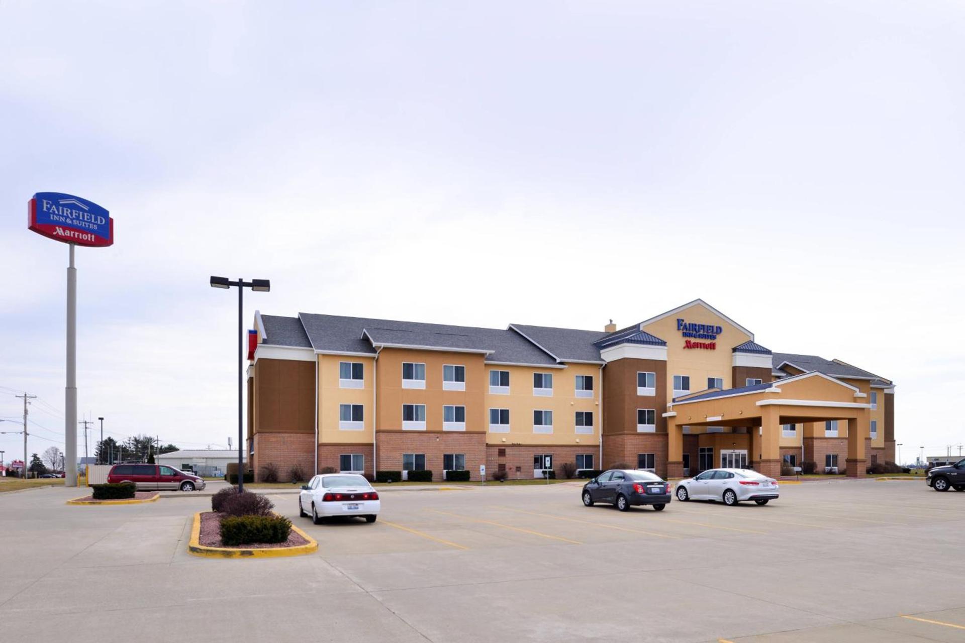 Fairfield Inn & Suites Bloomington photo 1