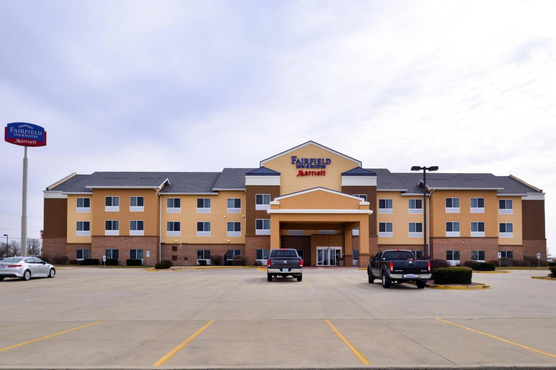 Fairfield Inn & Suites Bloomington photo 2