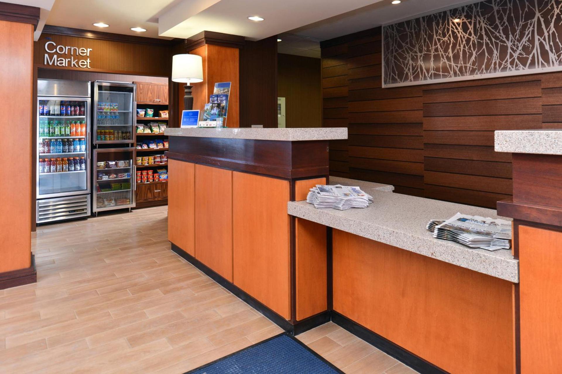 Fairfield Inn & Suites Bloomington photo 3