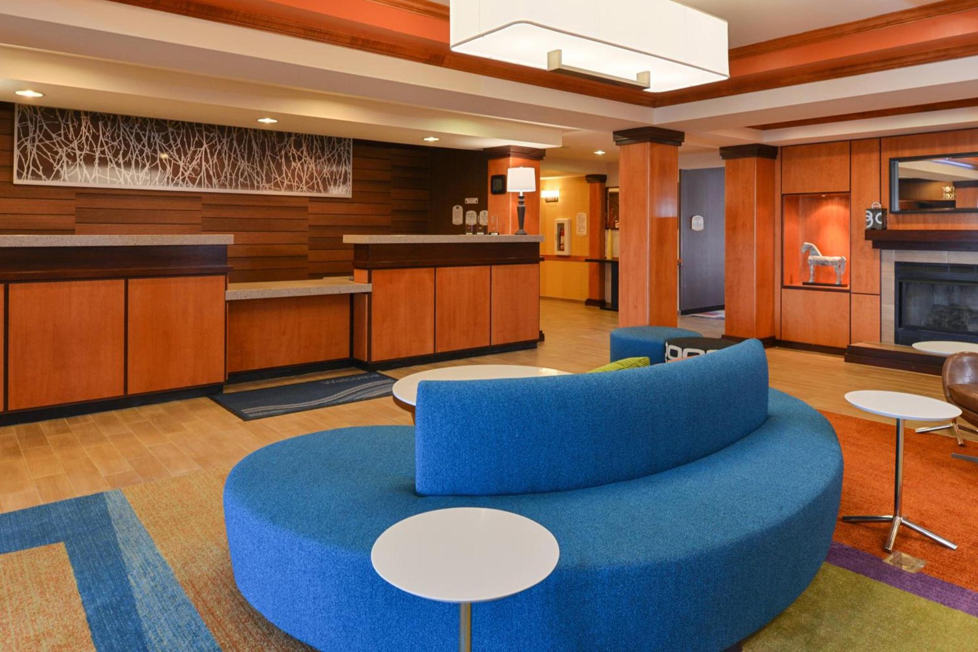 Fairfield Inn & Suites Bloomington photo 4