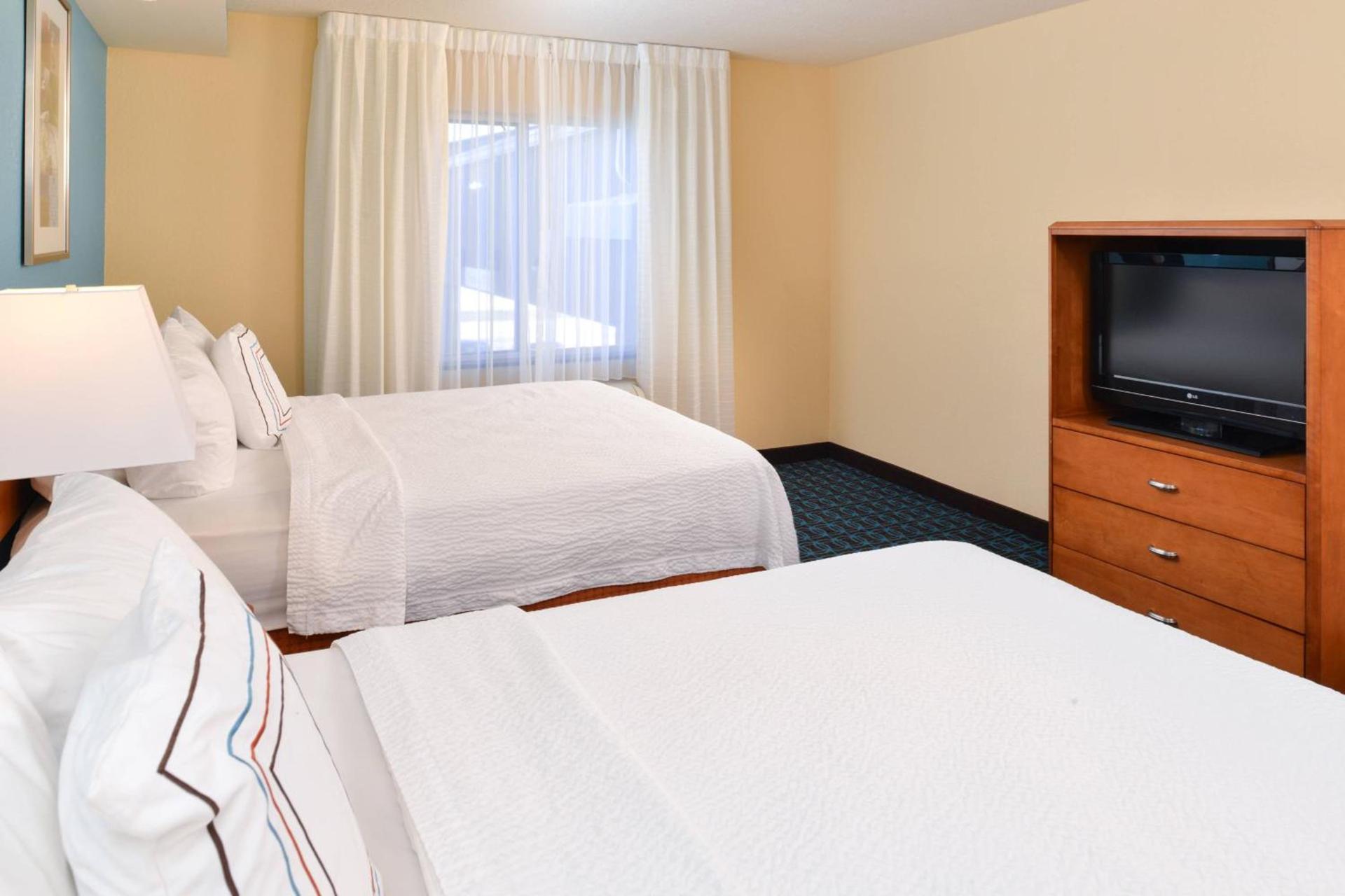 Fairfield Inn & Suites Bloomington photo 10